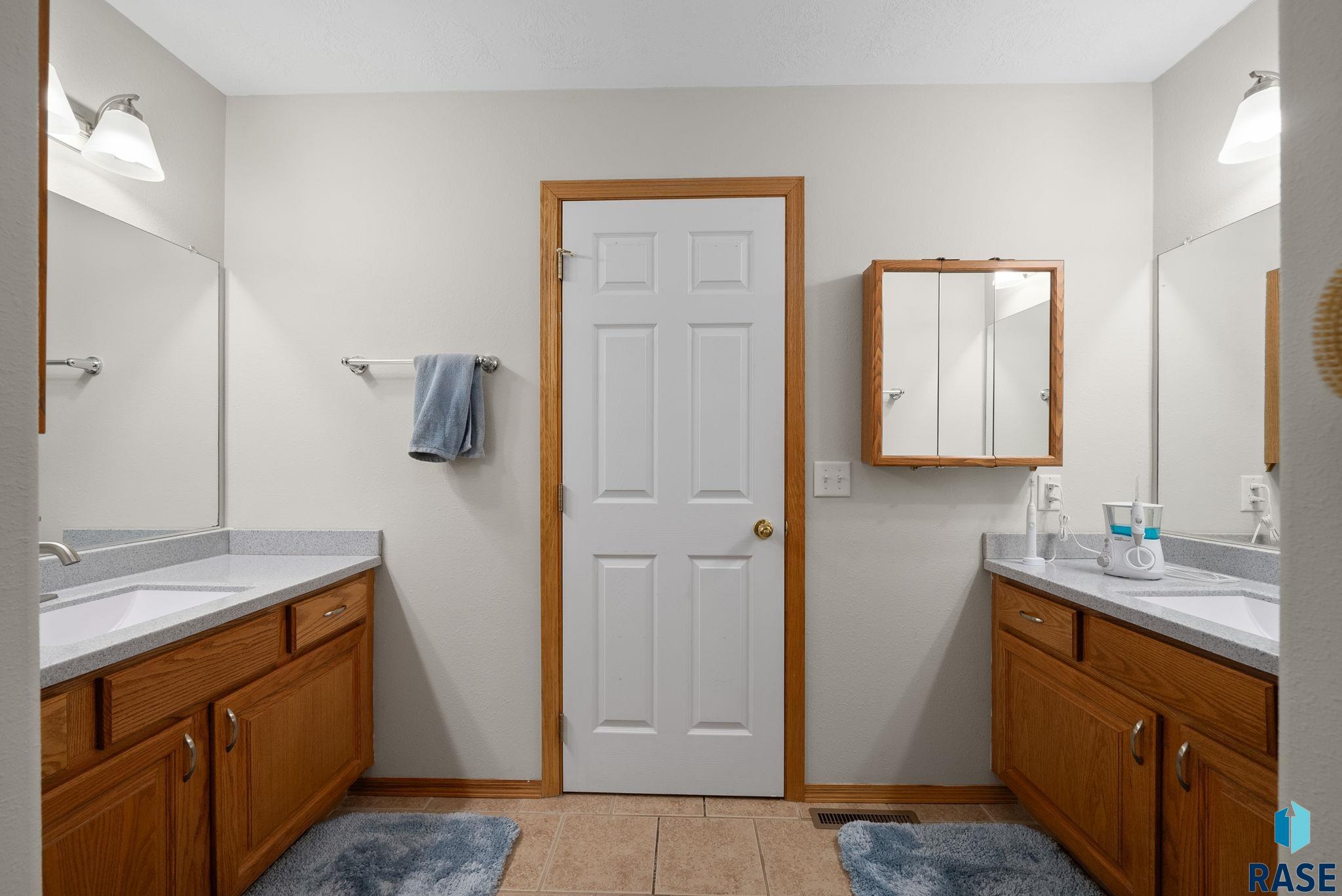 property viewer photo 23
