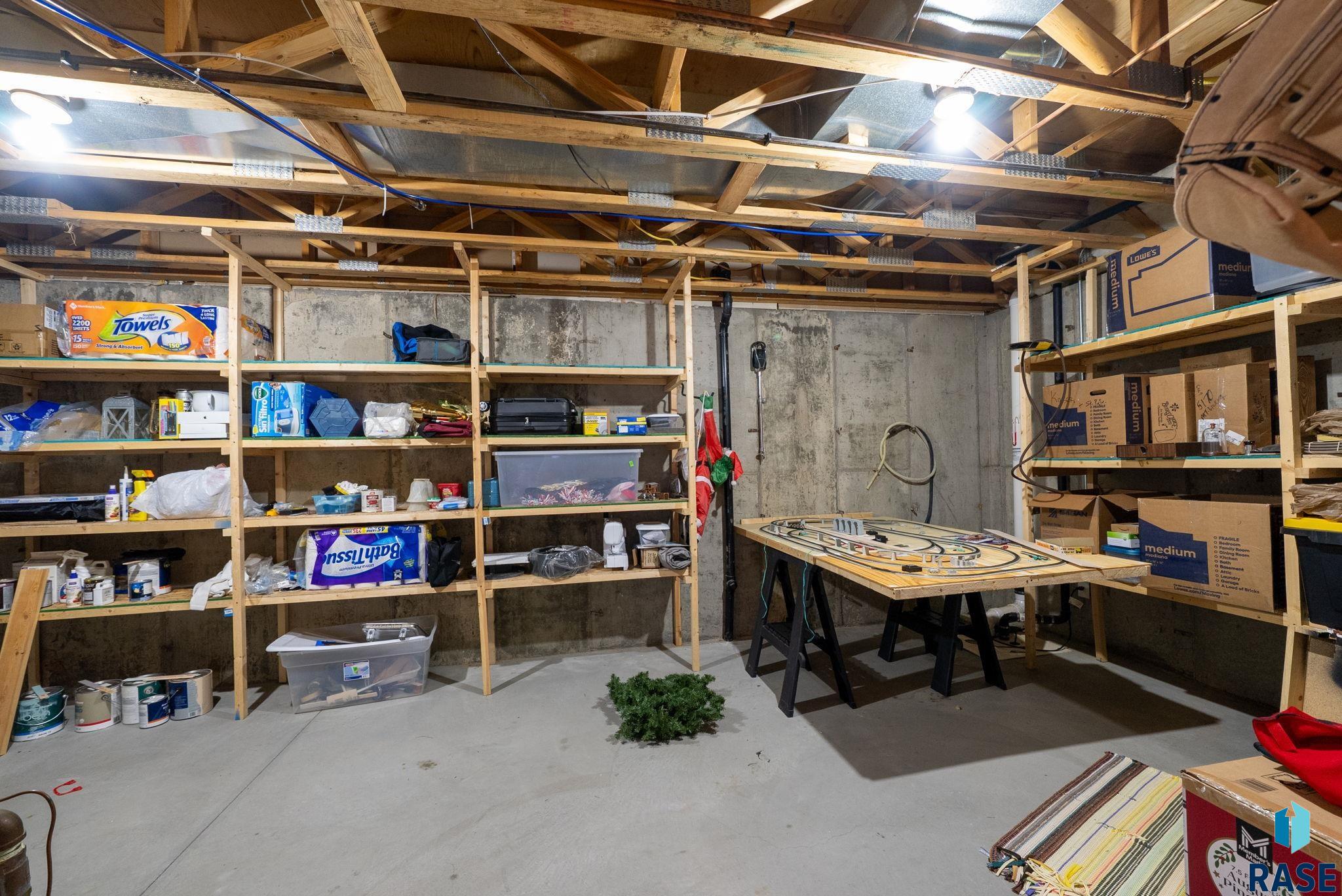 property viewer photo 40