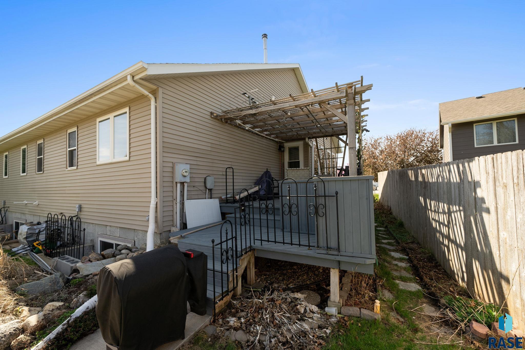 property viewer photo 44