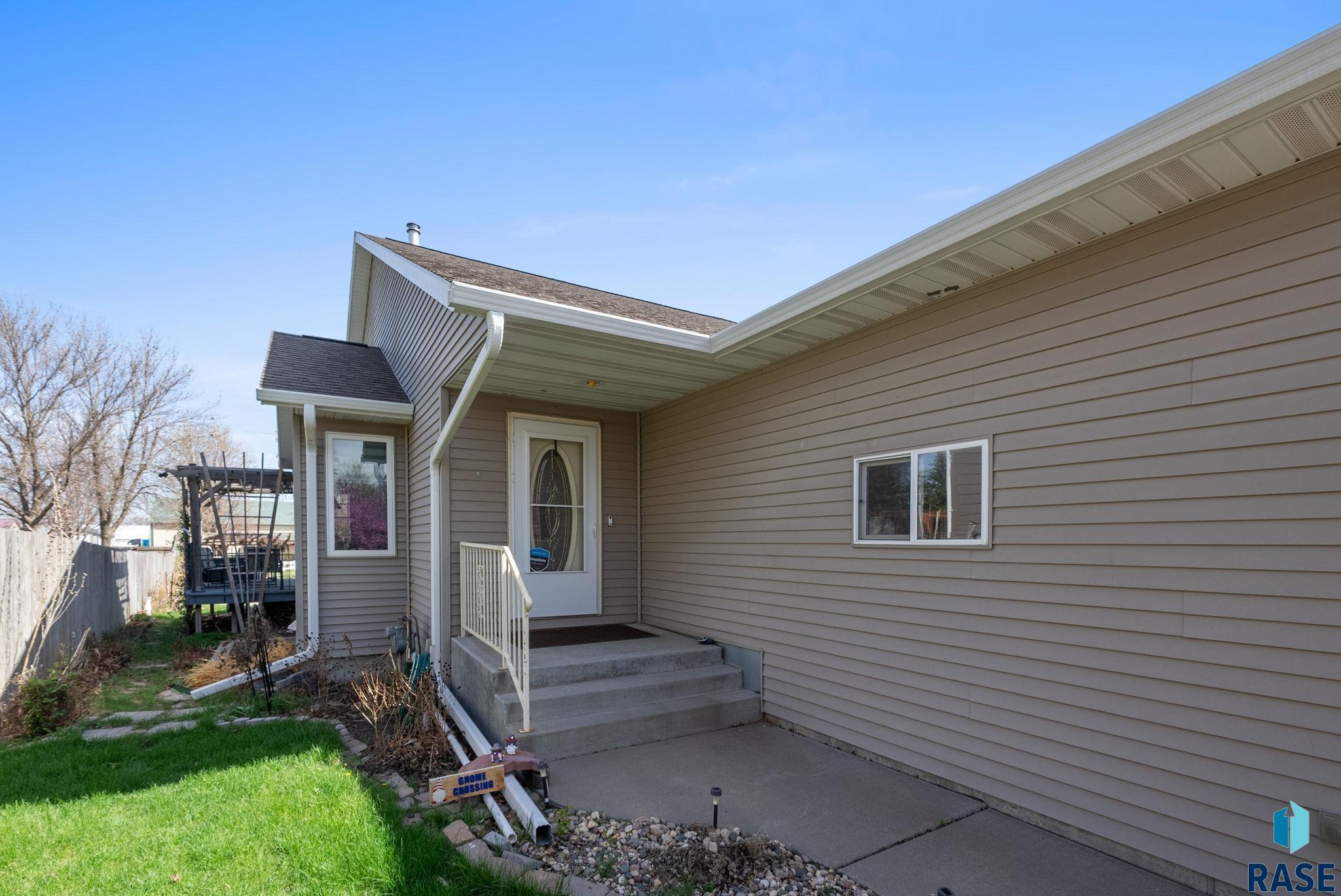 property viewer photo 45