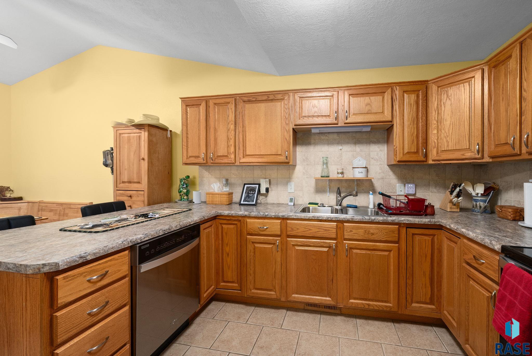 property viewer photo 8