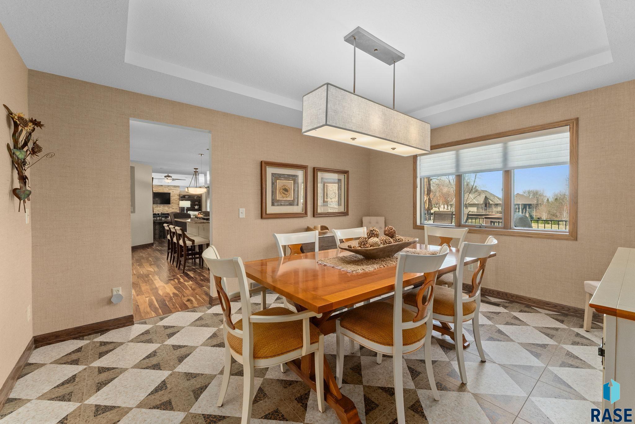 property viewer photo 13