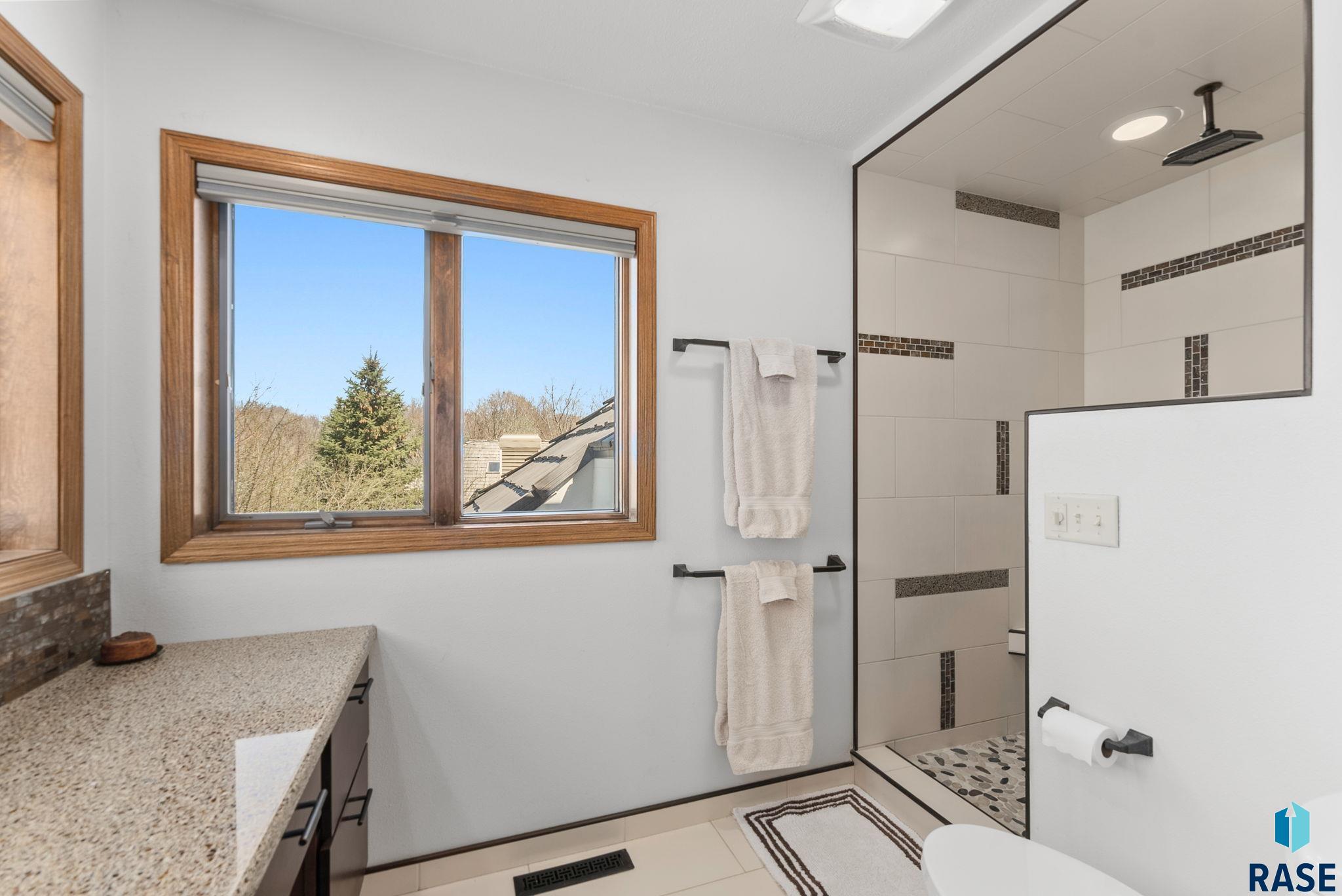 property viewer photo 26