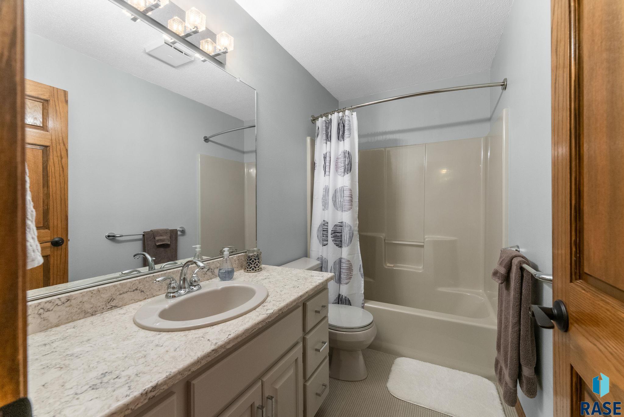 property viewer photo 29