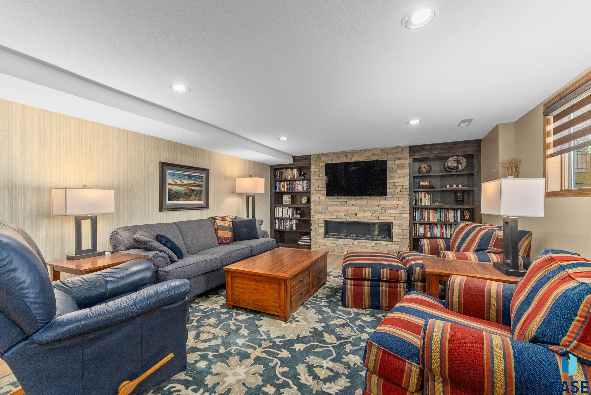 property viewer photo 33