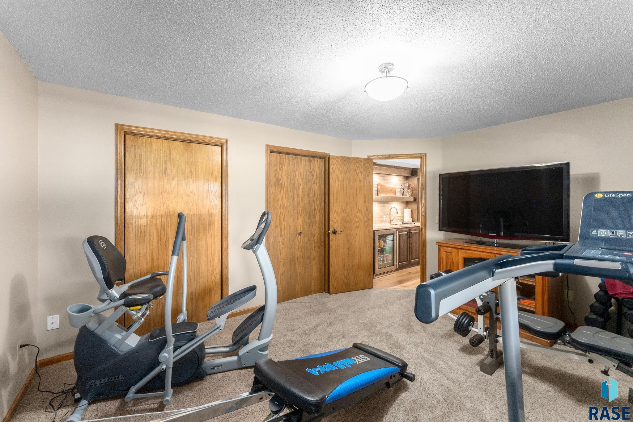 property viewer photo 35