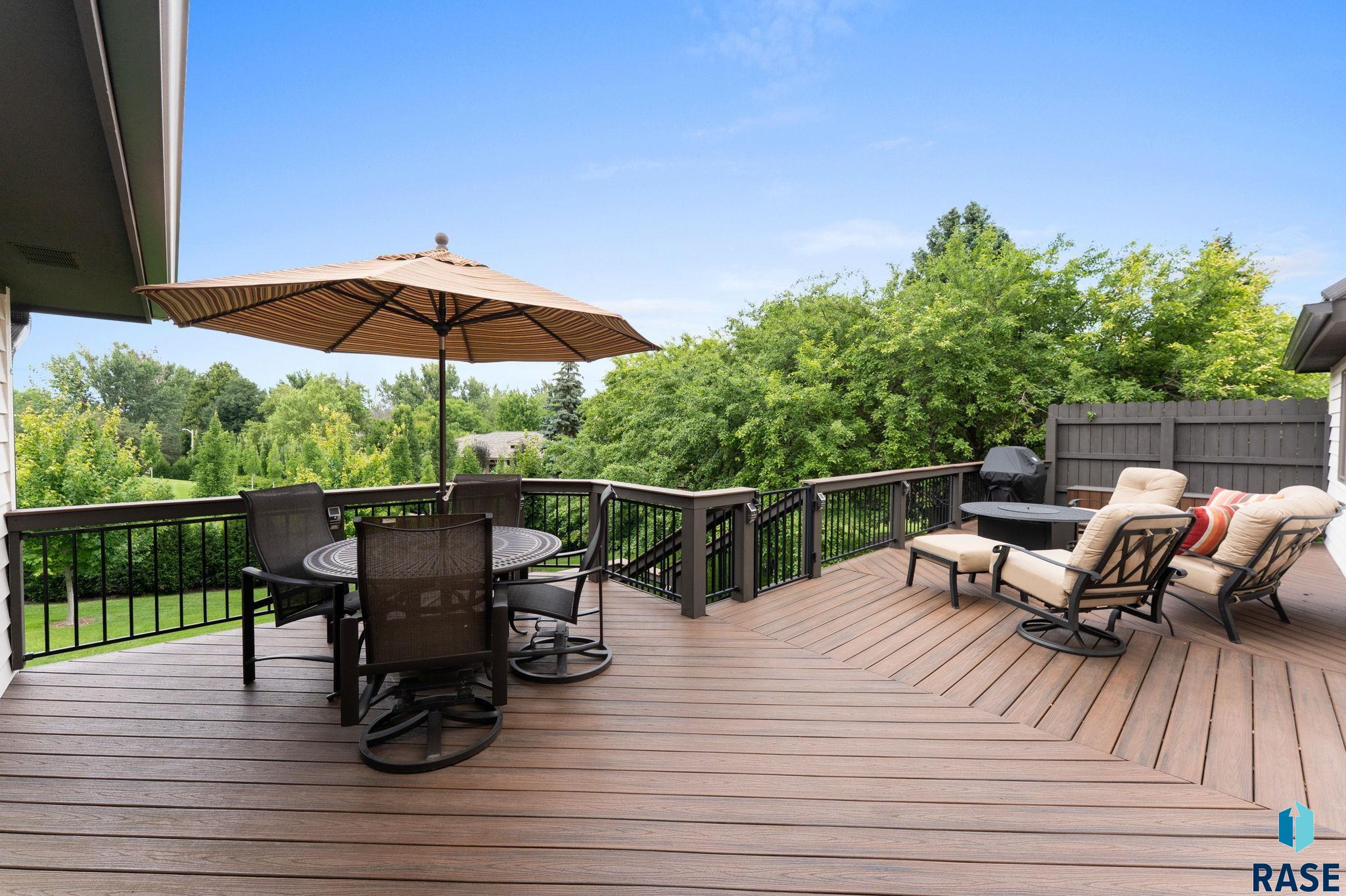 property viewer photo 4