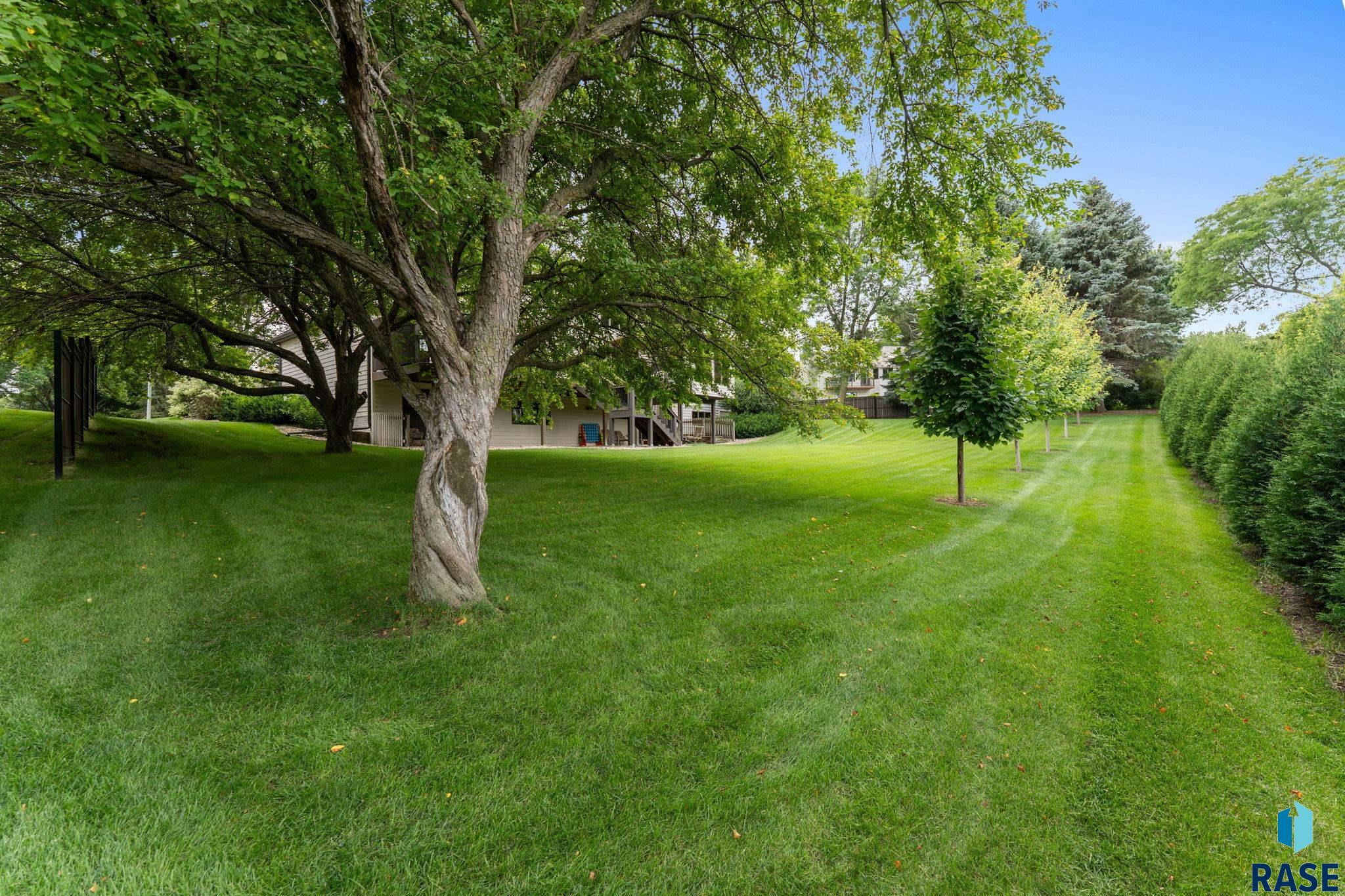 property viewer photo 43