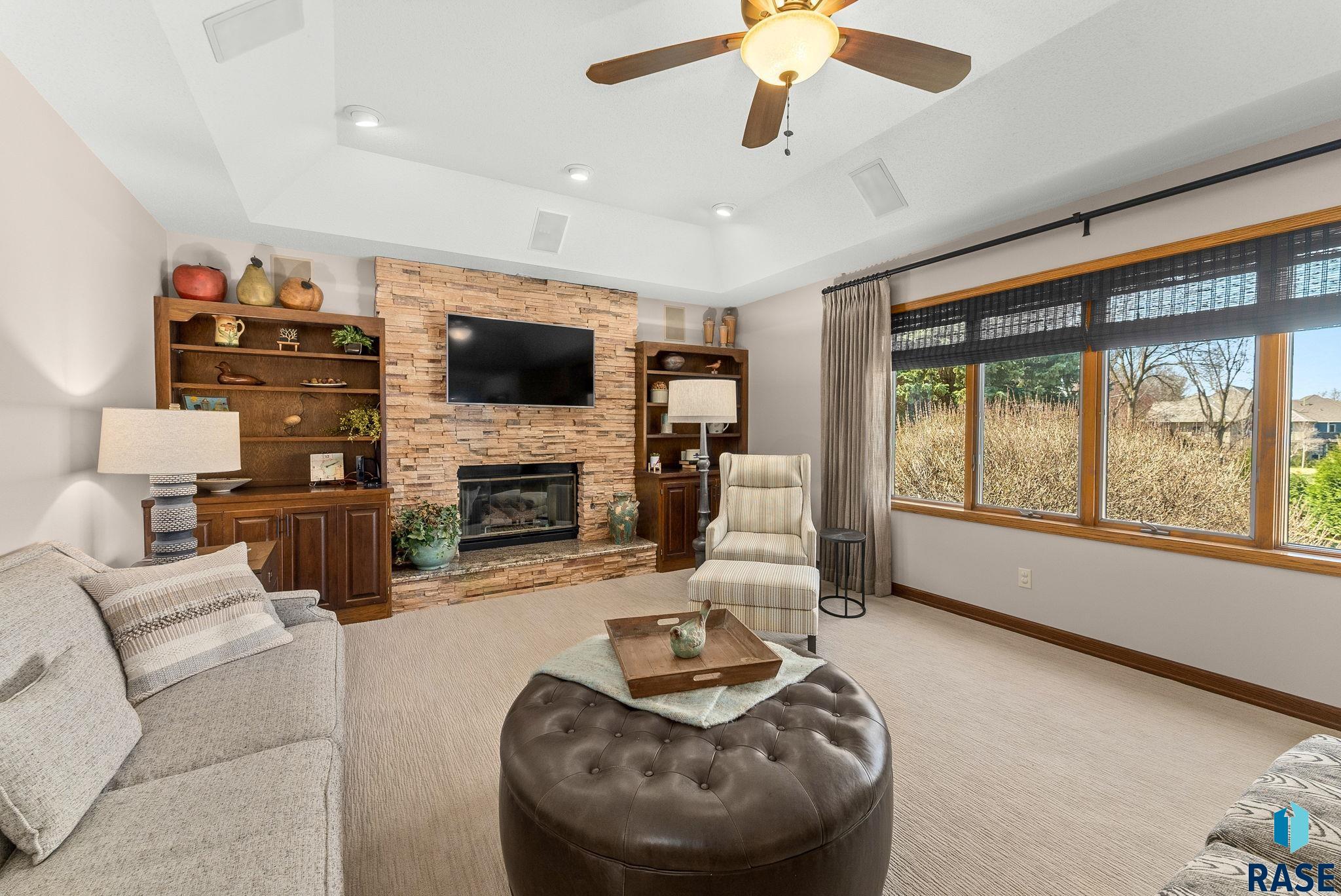 property viewer photo 5