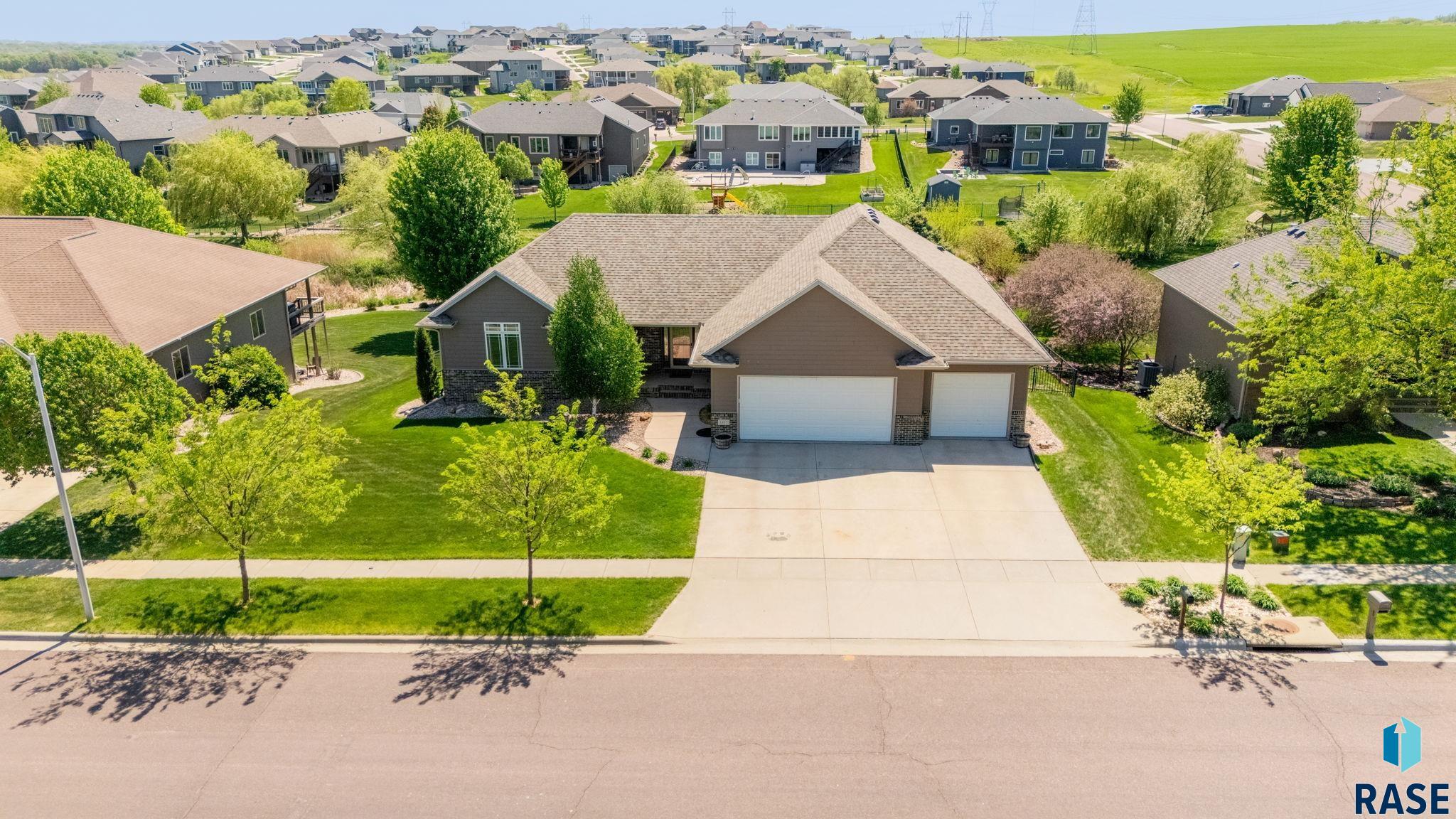 property viewer photo 1