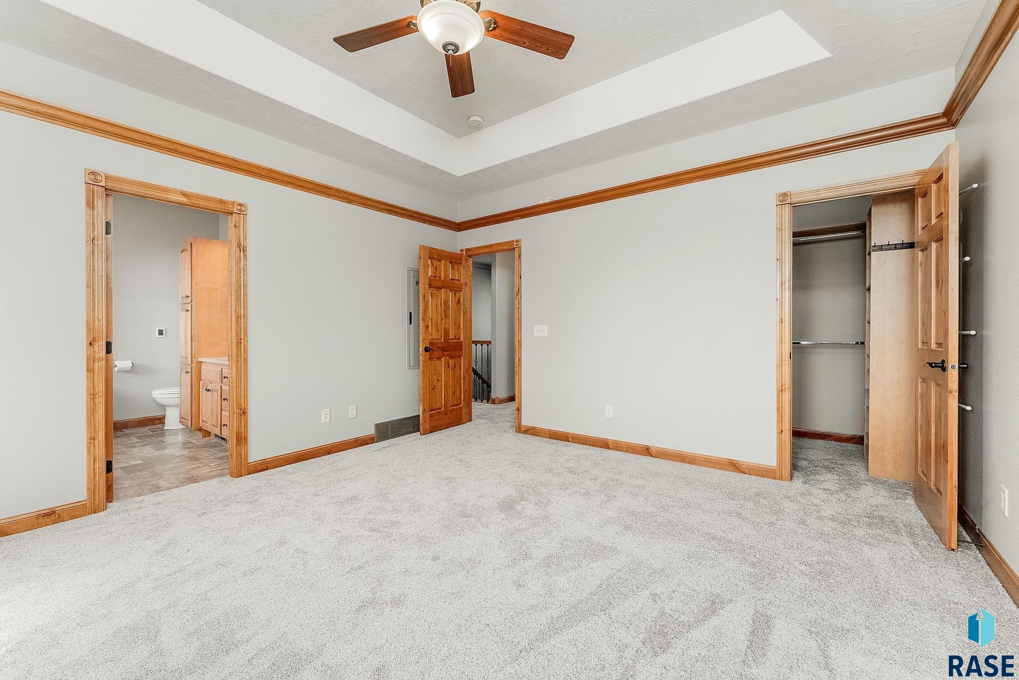 property viewer photo 11