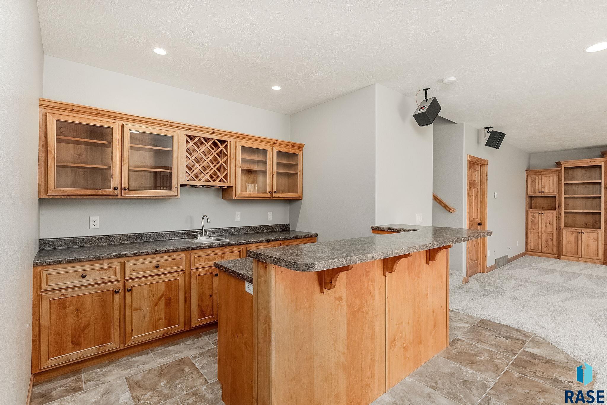 property viewer photo 18