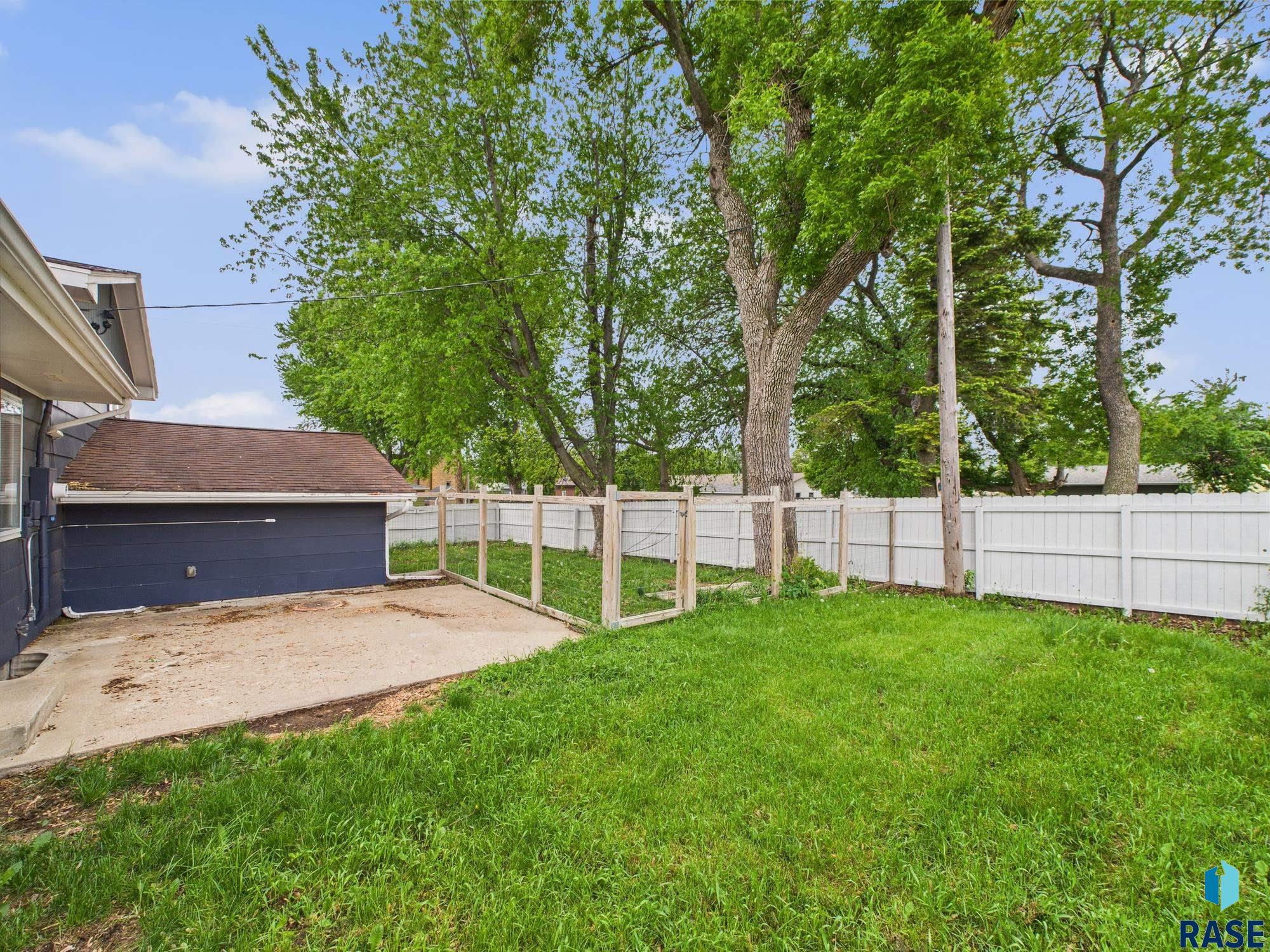 property viewer photo 33