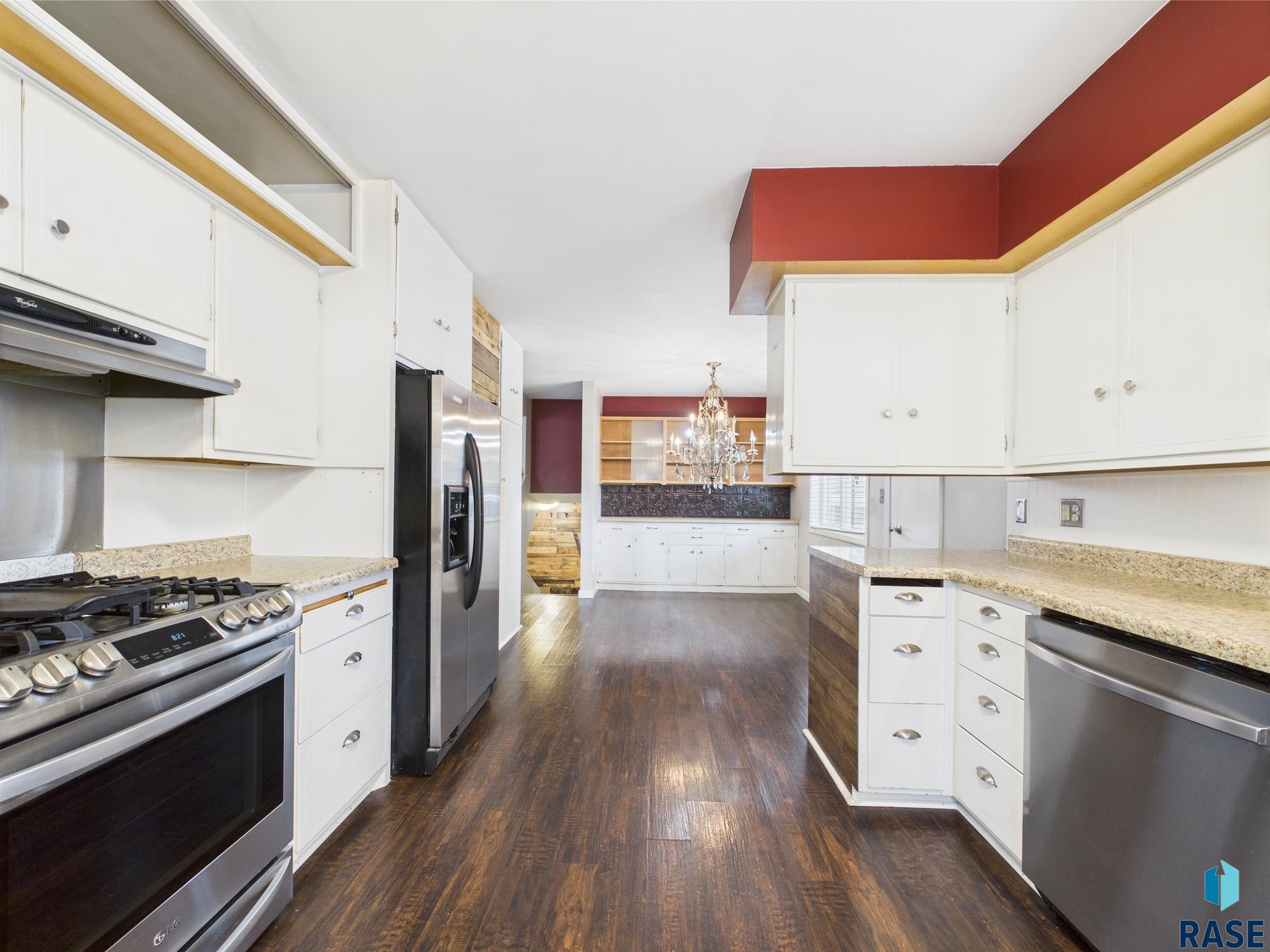 property viewer photo 7