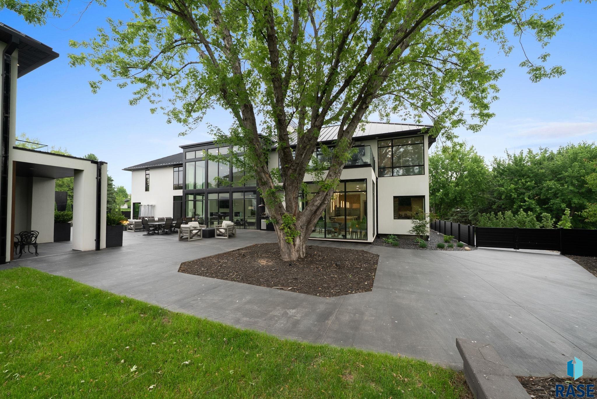 main property photo 56