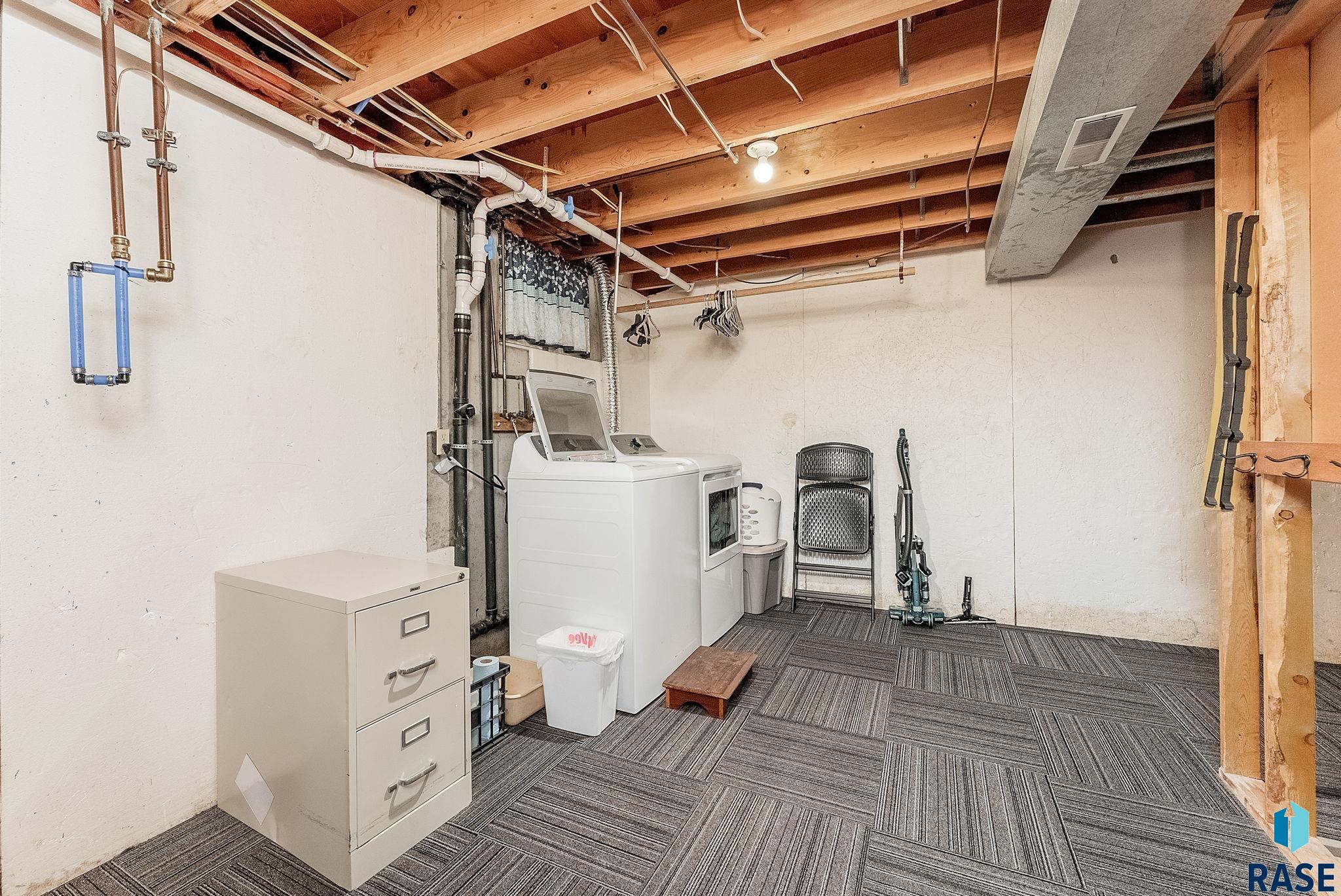 property viewer photo 28
