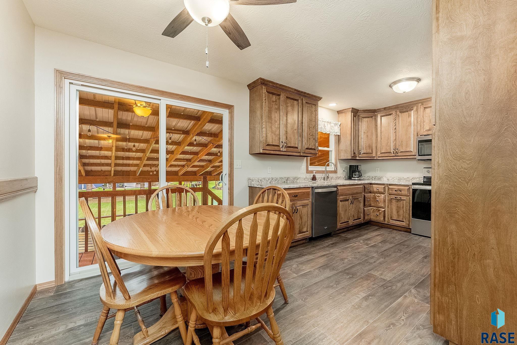 property viewer photo 4