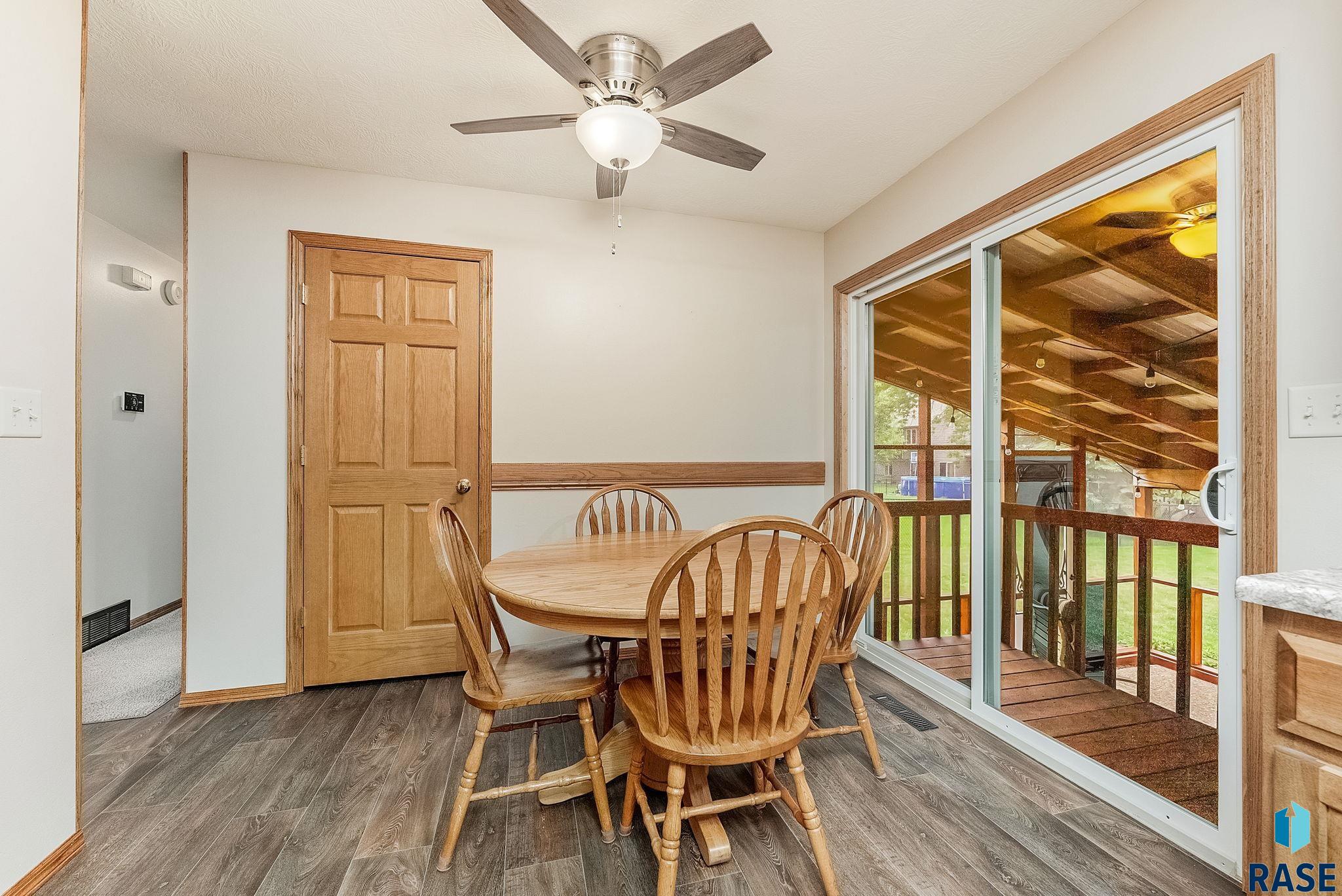 property viewer photo 5