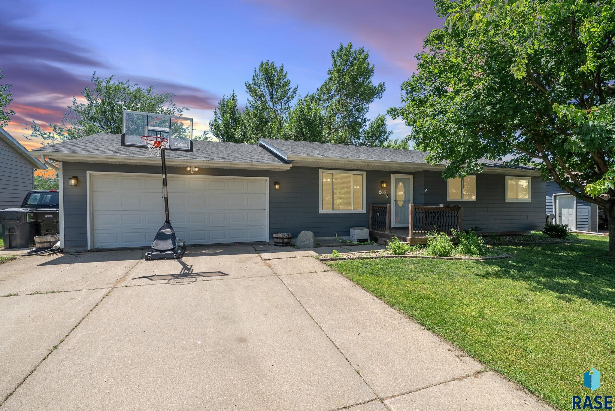 main property photo 0