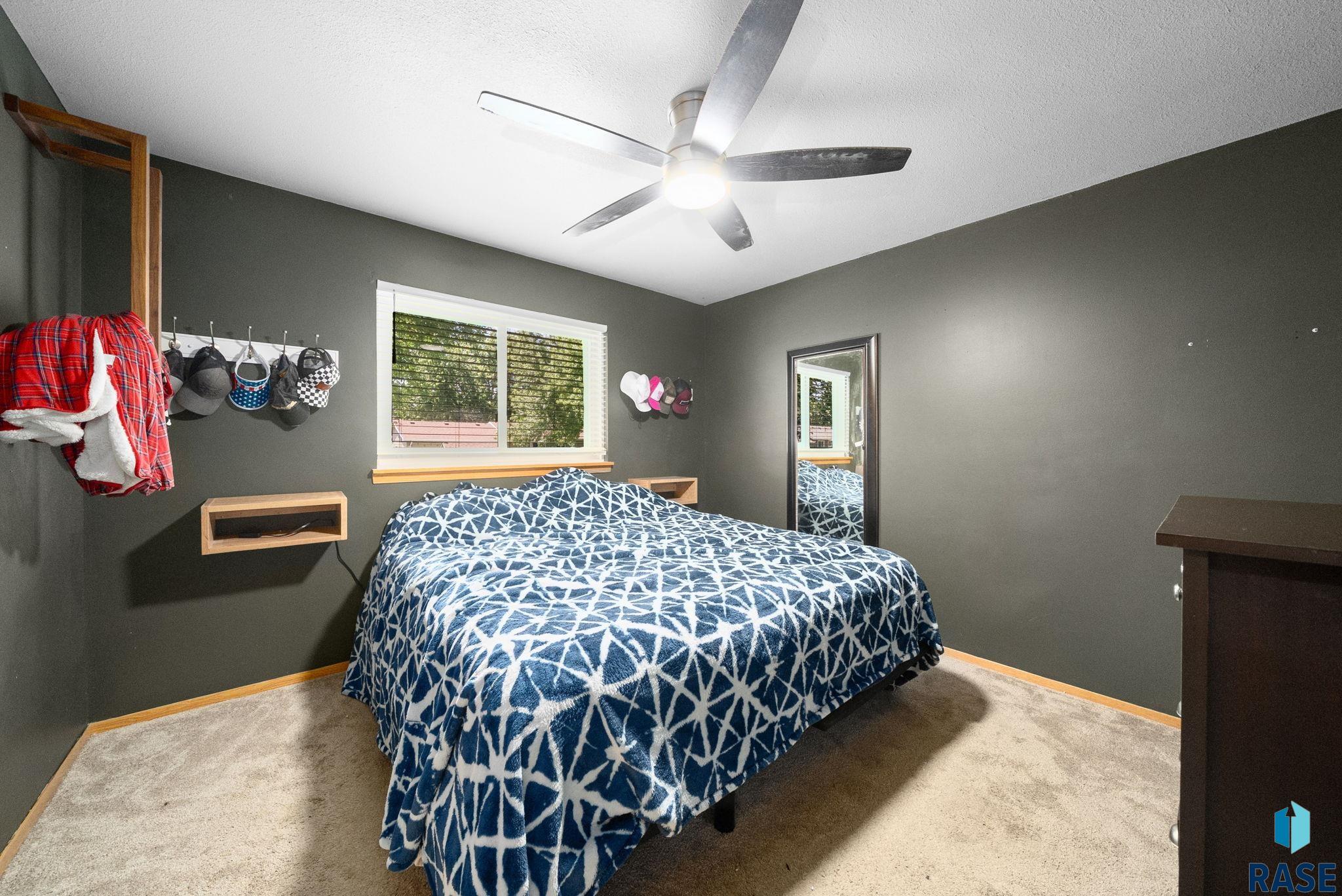 property viewer photo 17
