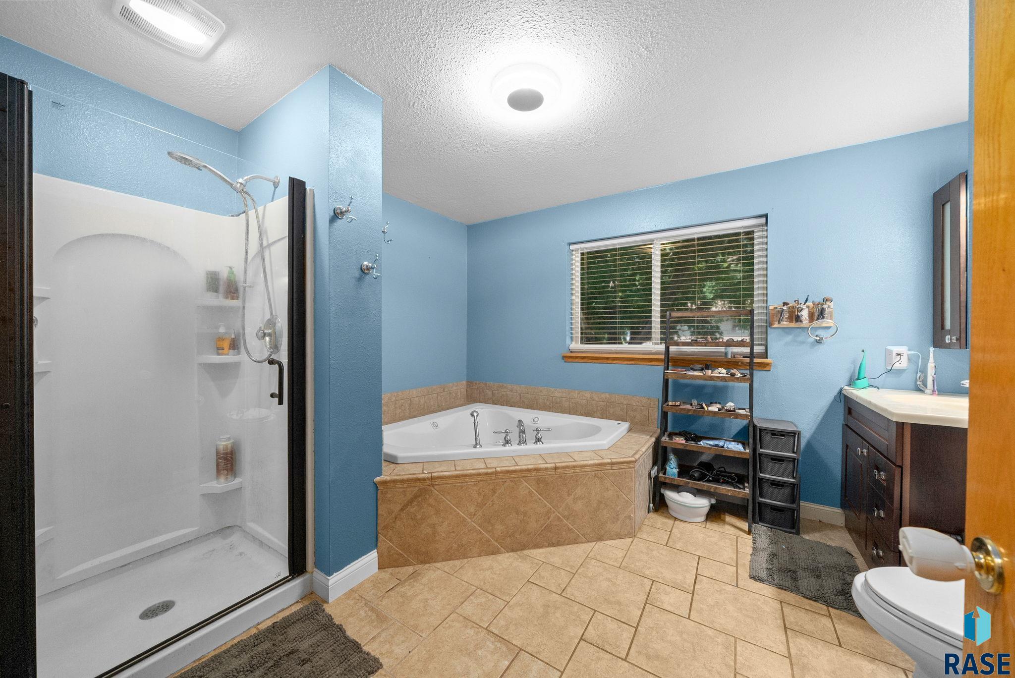 property viewer photo 19