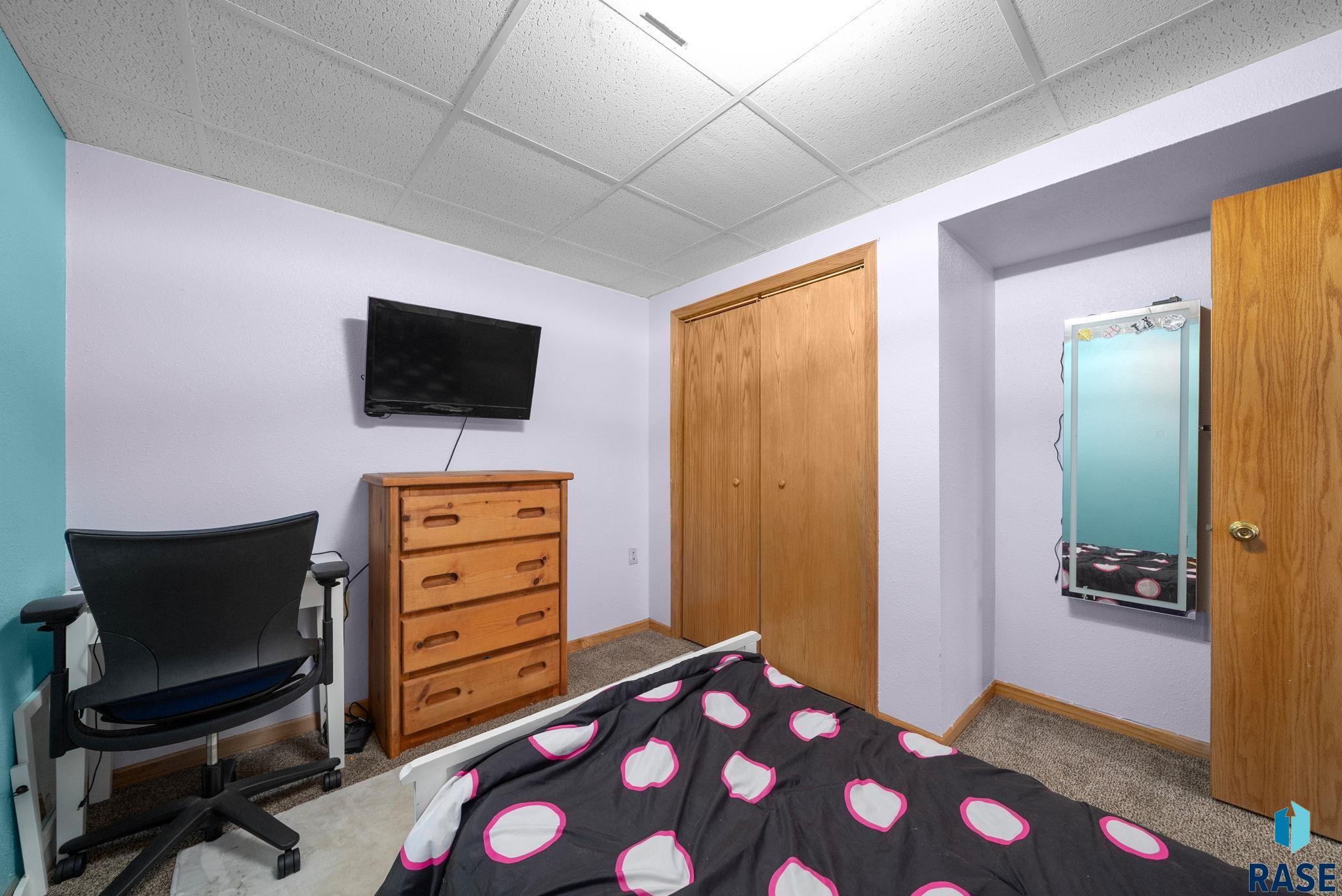 property viewer photo 28