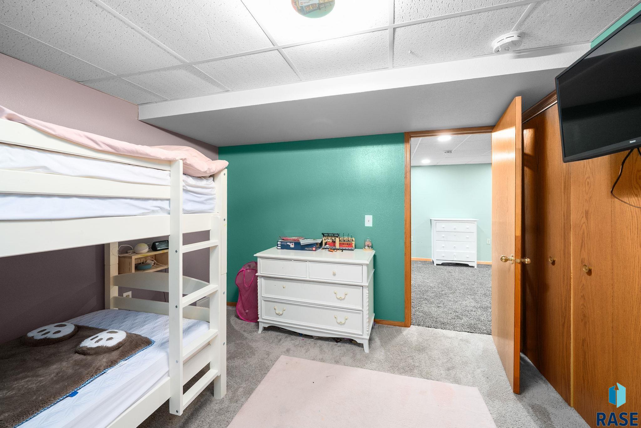 property viewer photo 30