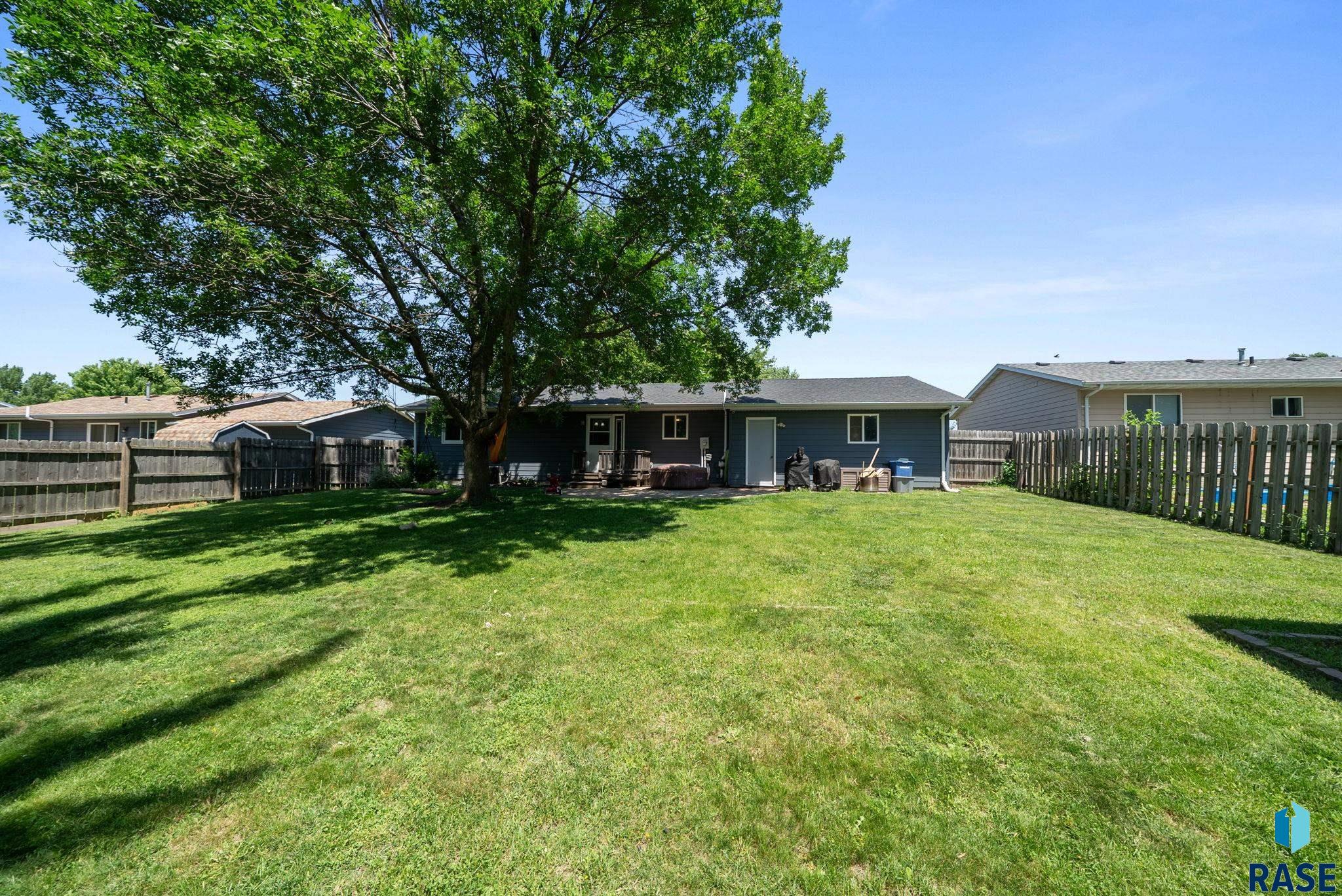 property viewer photo 38