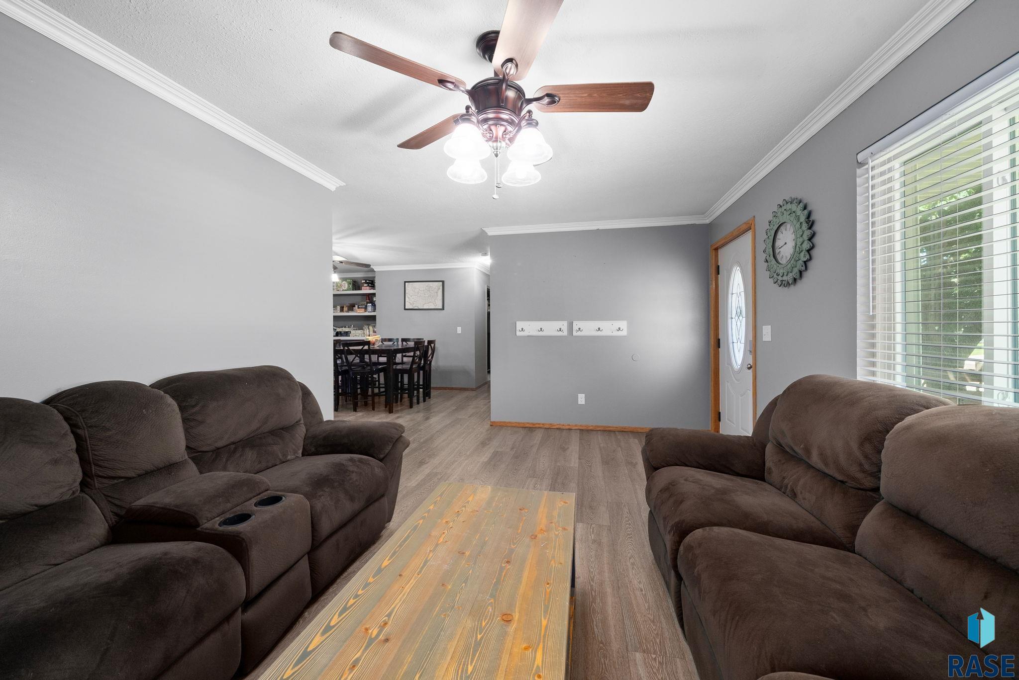 property viewer photo 4