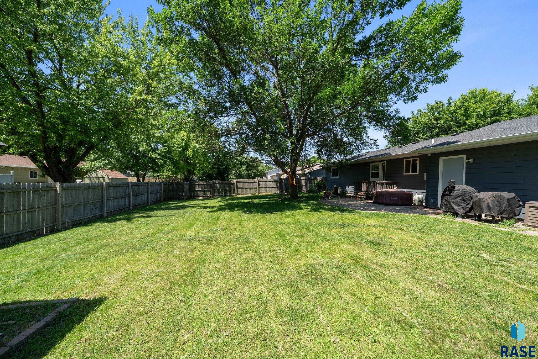 property viewer photo 40