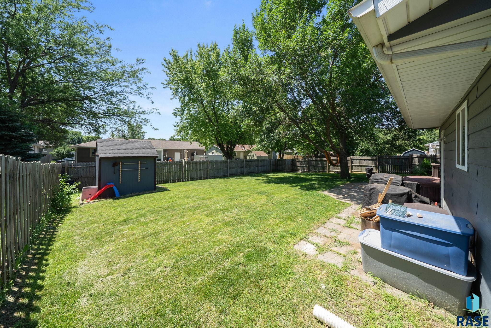 property viewer photo 41