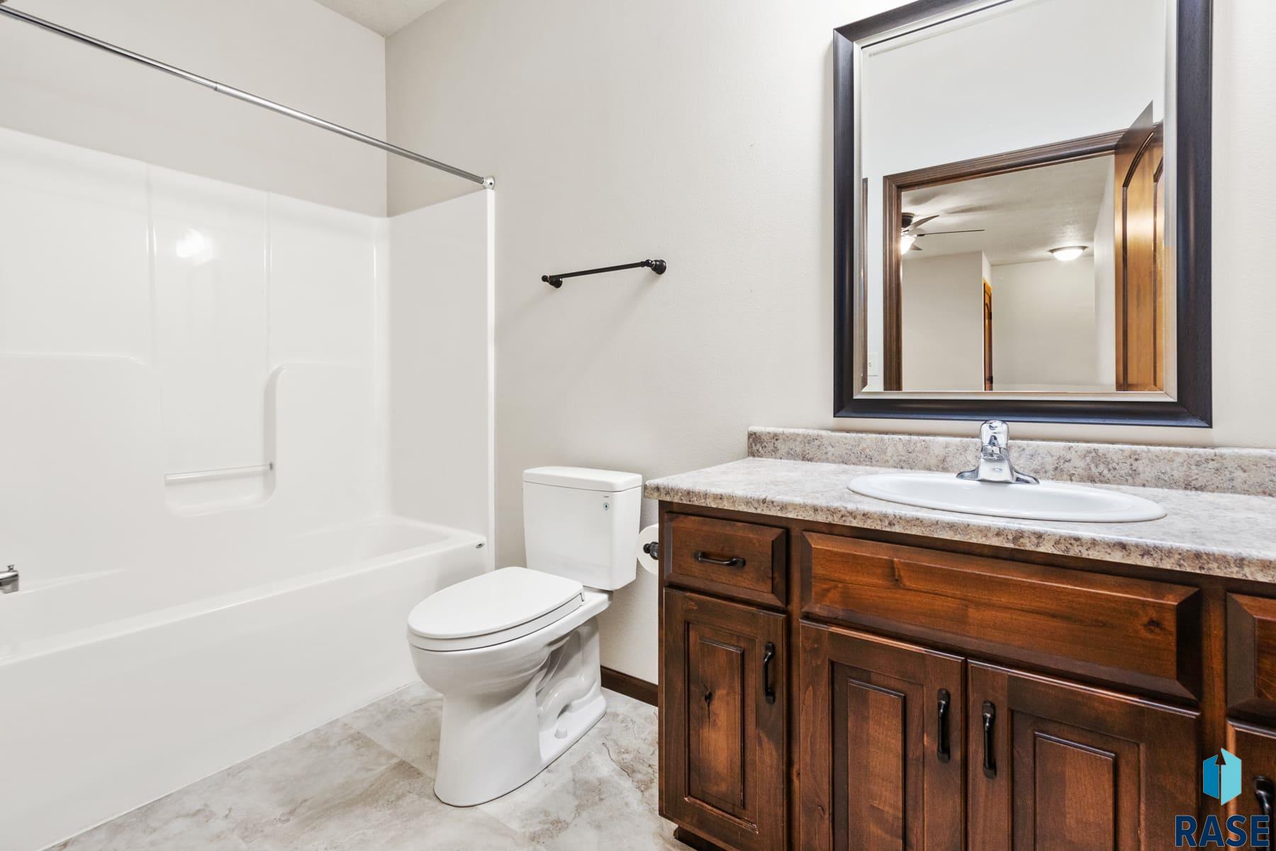 property viewer photo 14