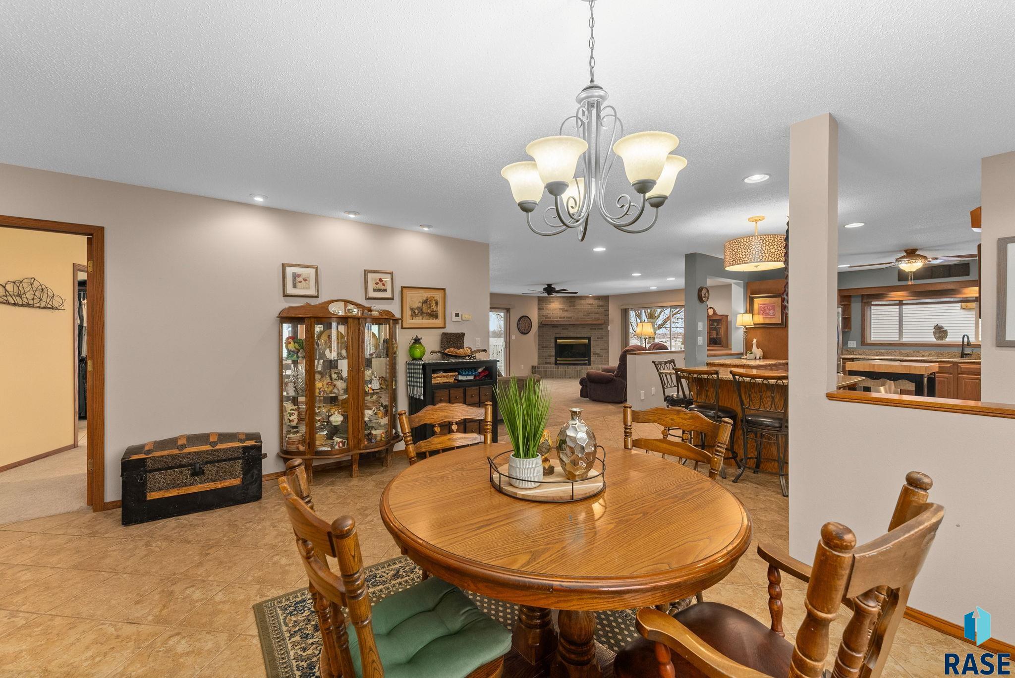 property viewer photo 15