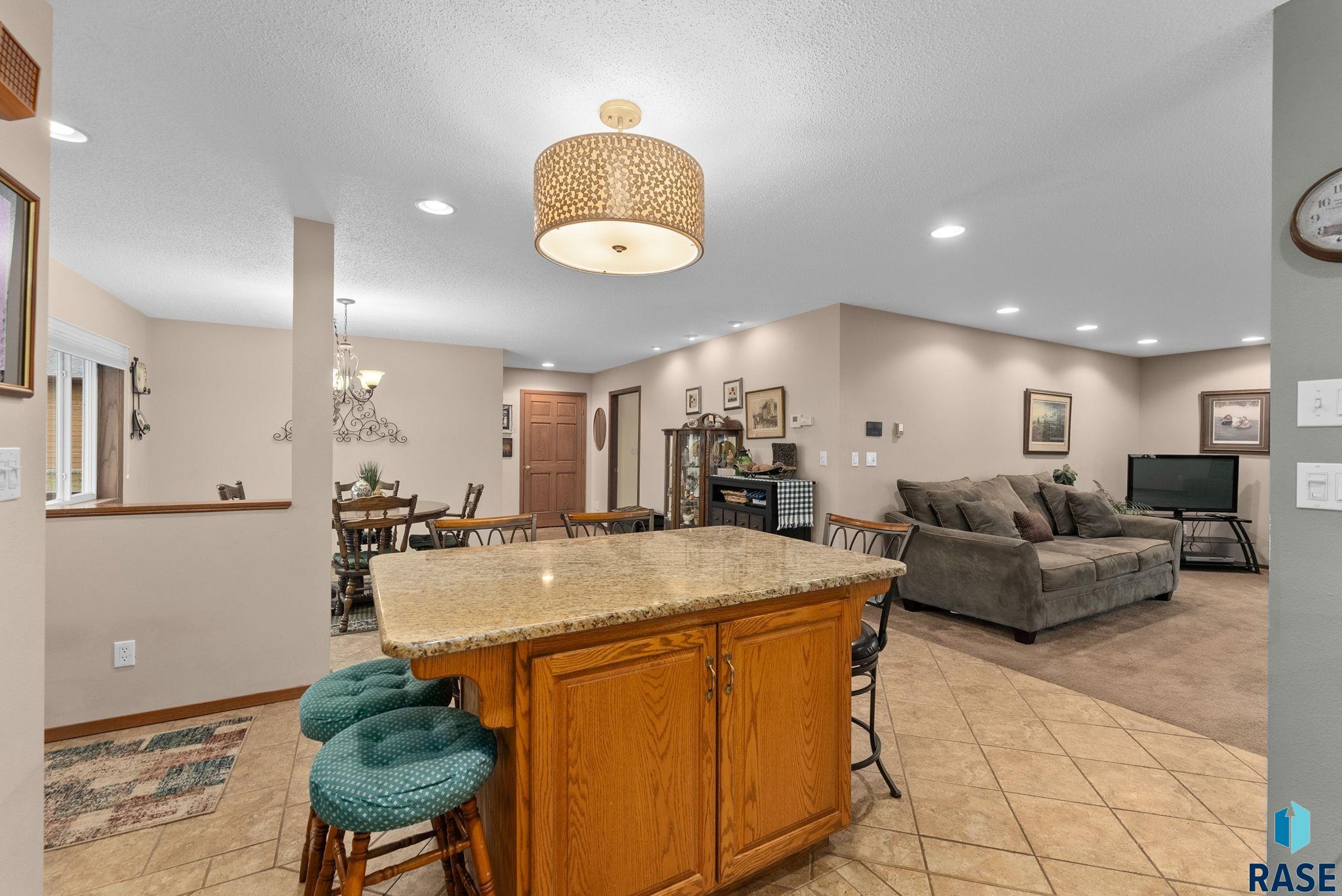 property viewer photo 16