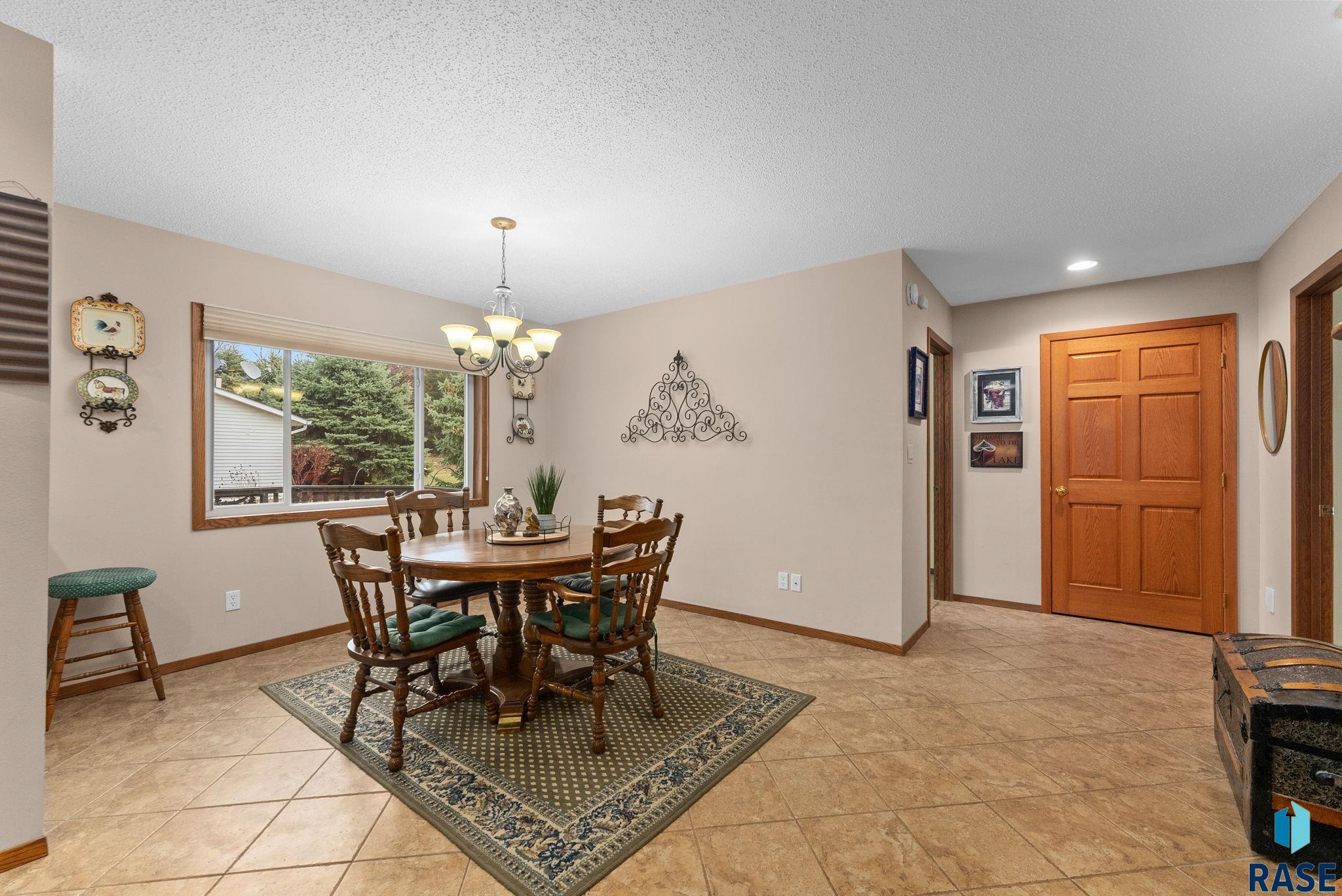 property viewer photo 17