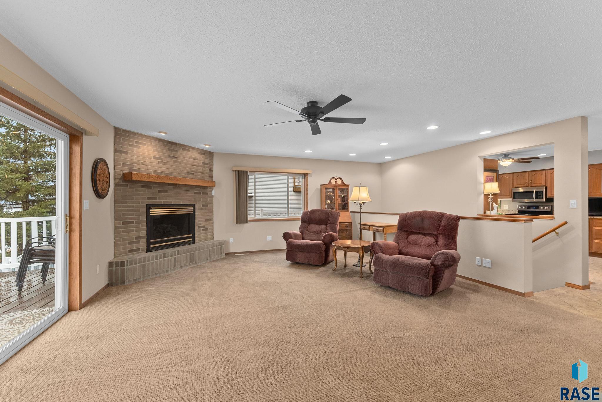 property viewer photo 26