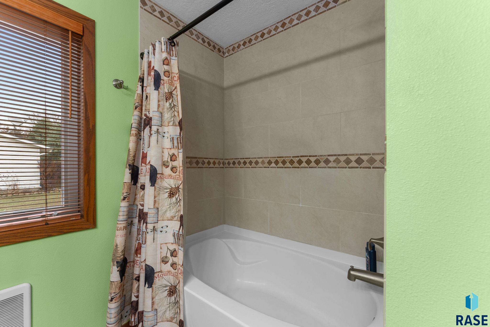 property viewer photo 30