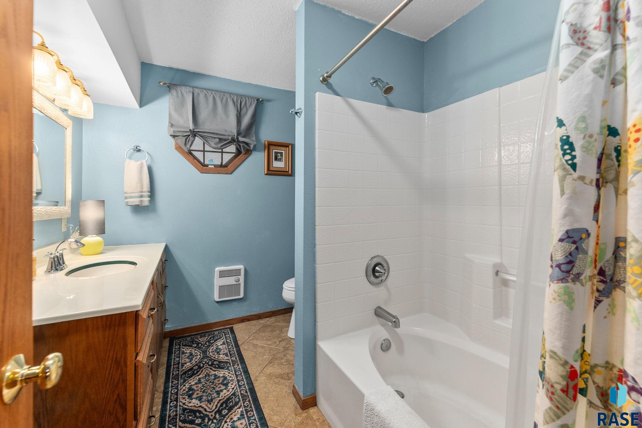 property viewer photo 36