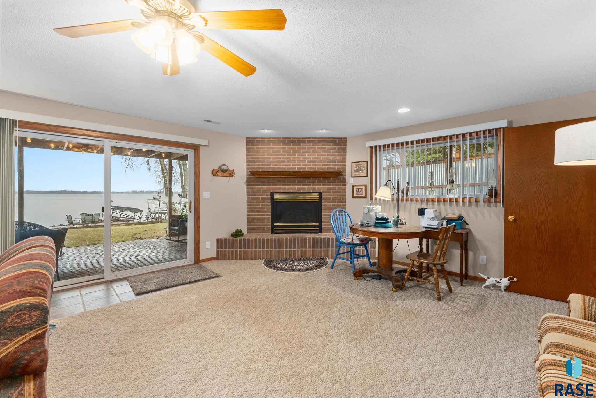 property viewer photo 48