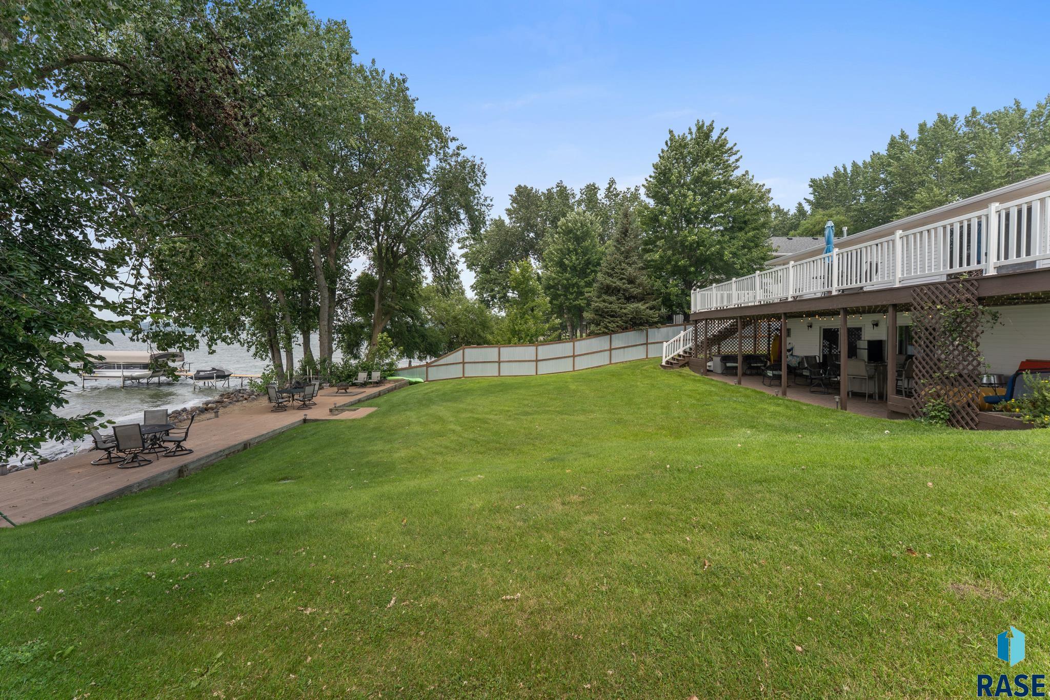 property viewer photo 66