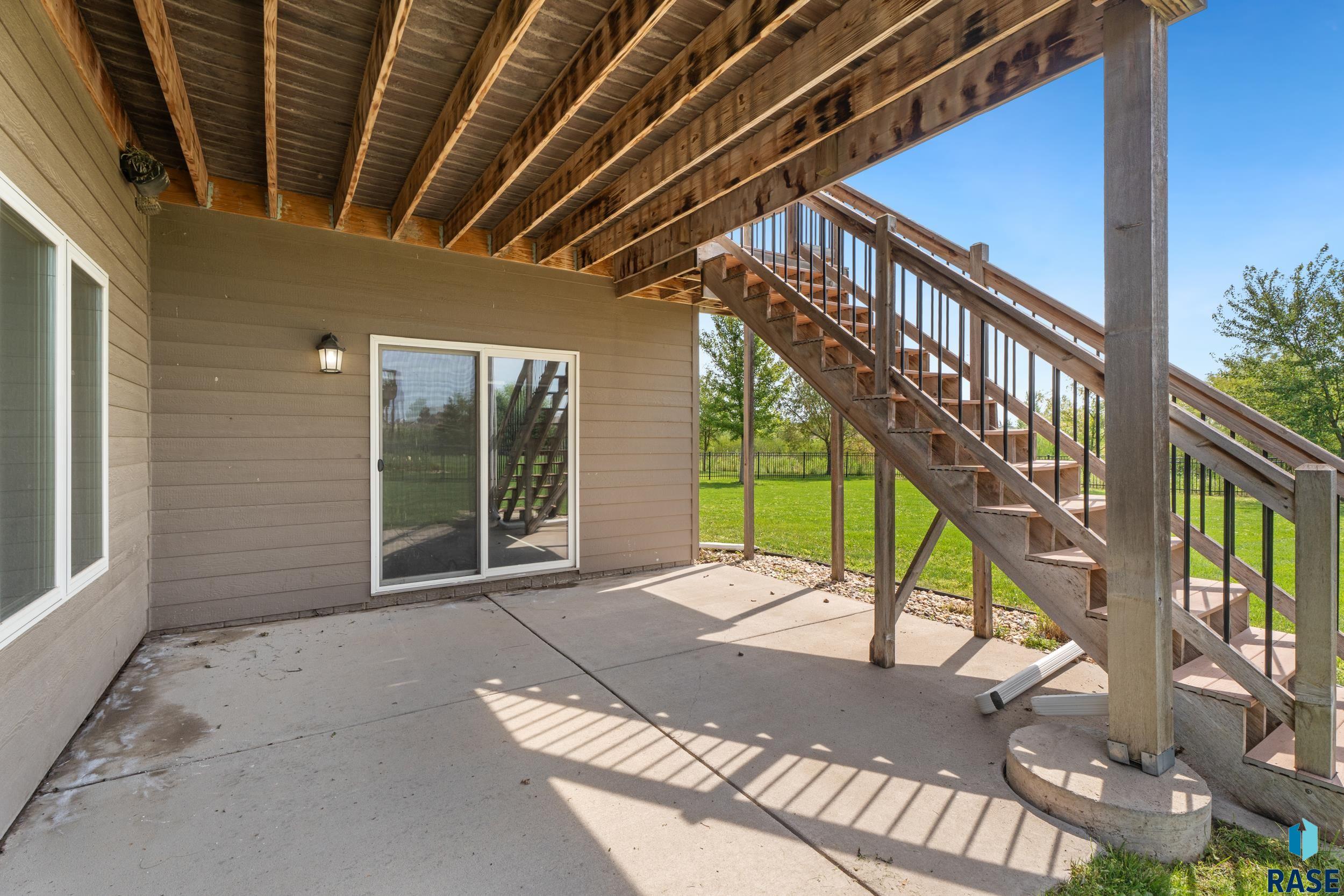 main property photo 49