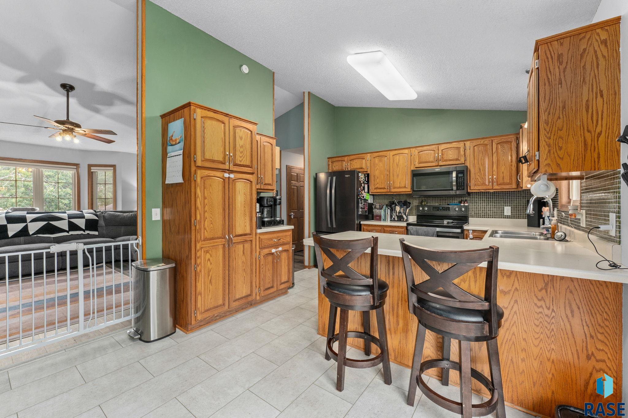property viewer photo 6