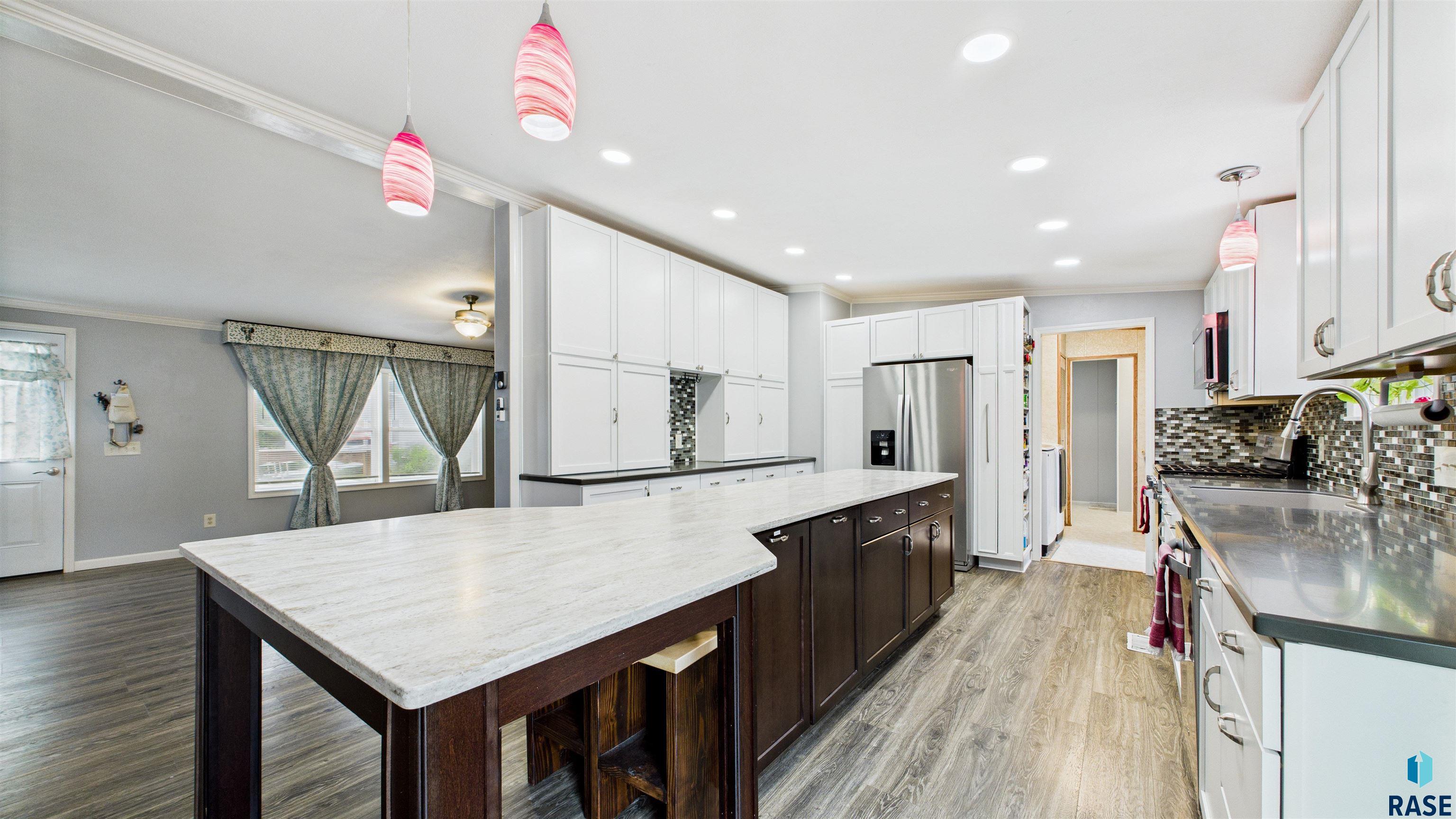 property viewer photo 4