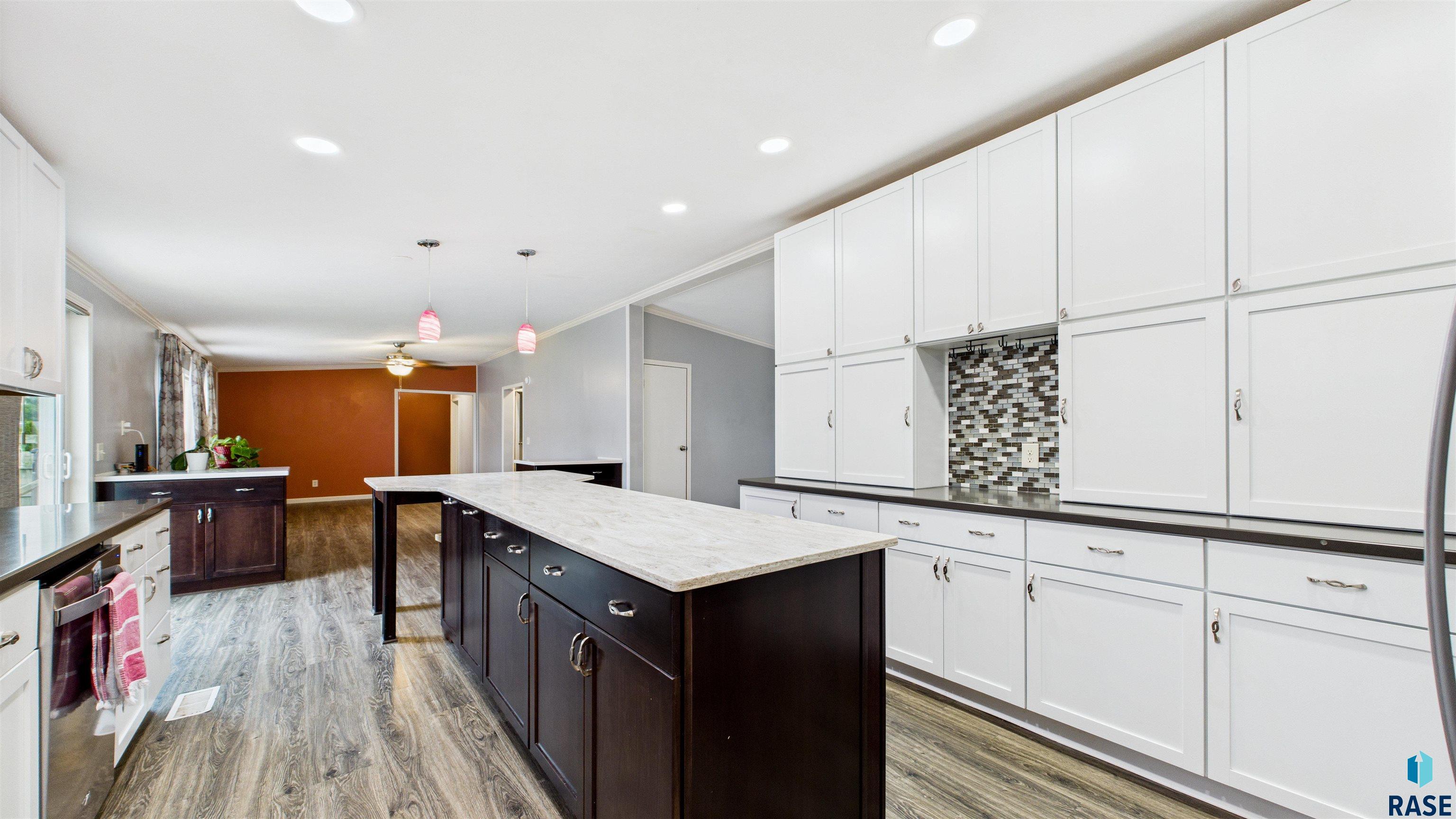 property viewer photo 5