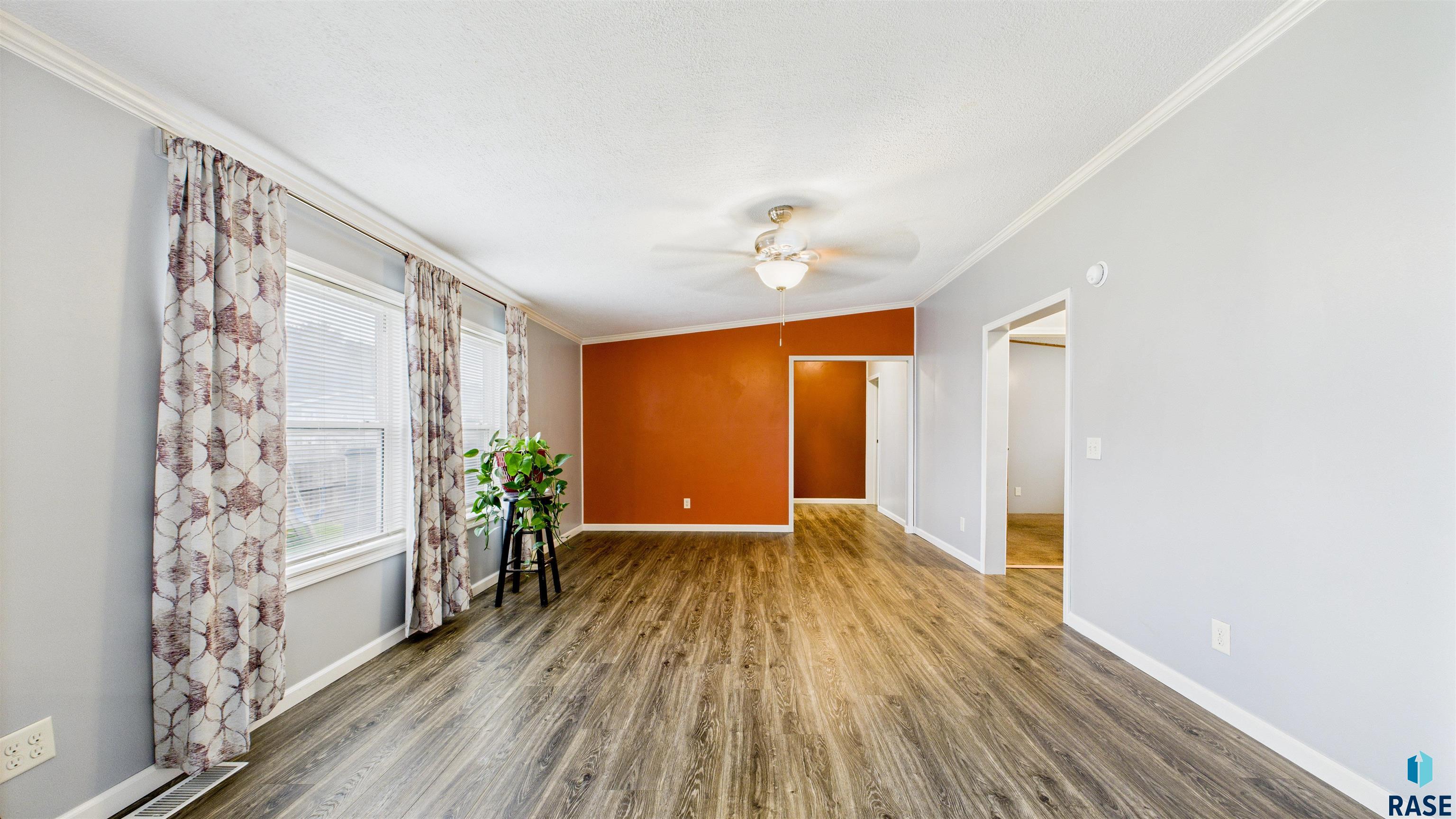 property viewer photo 8