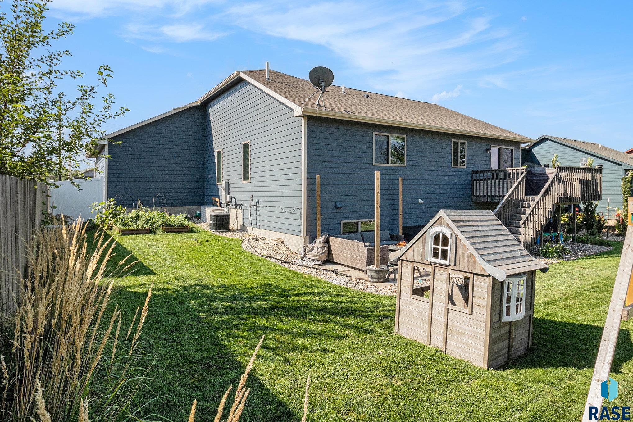 property viewer photo 18