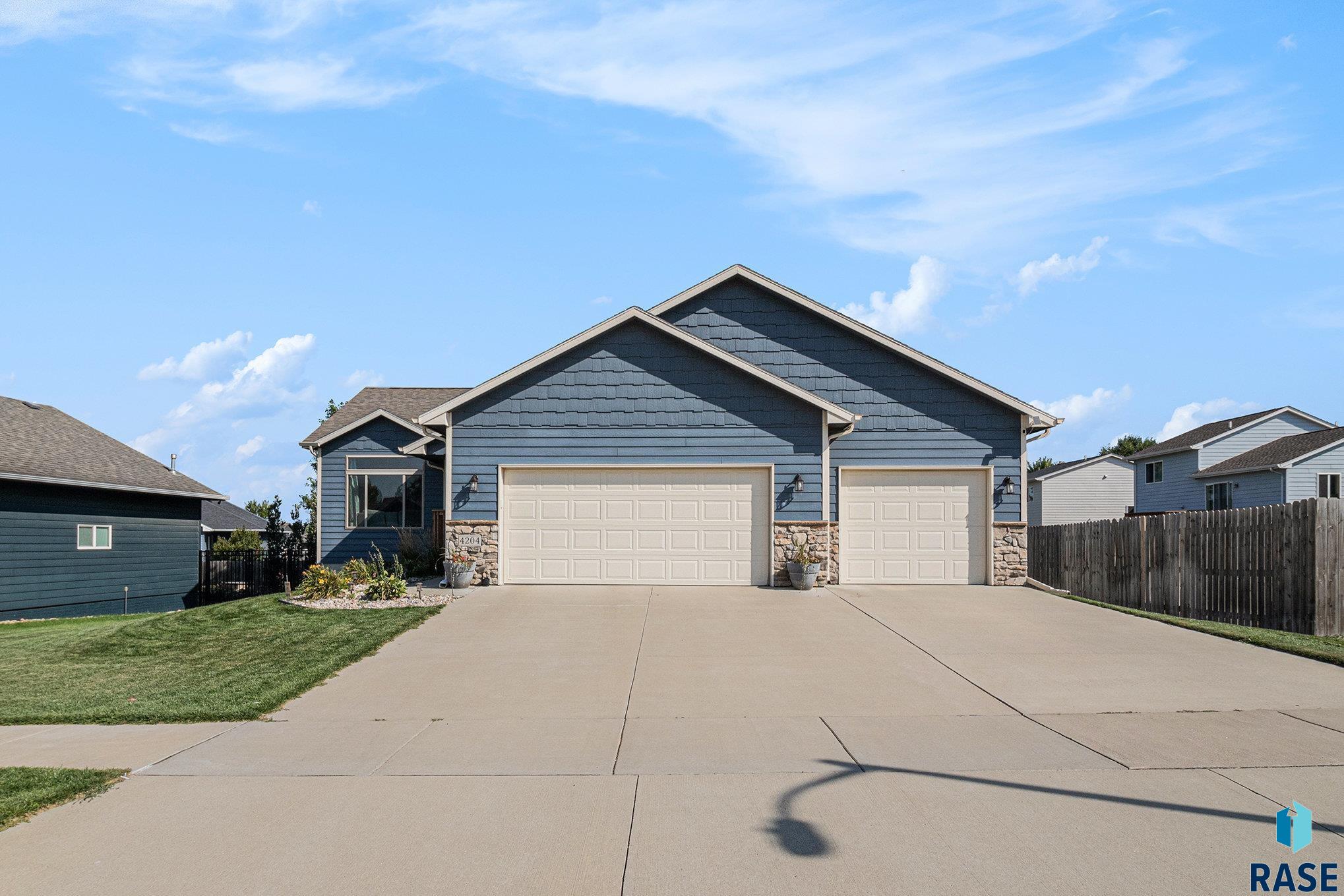 property viewer photo 24