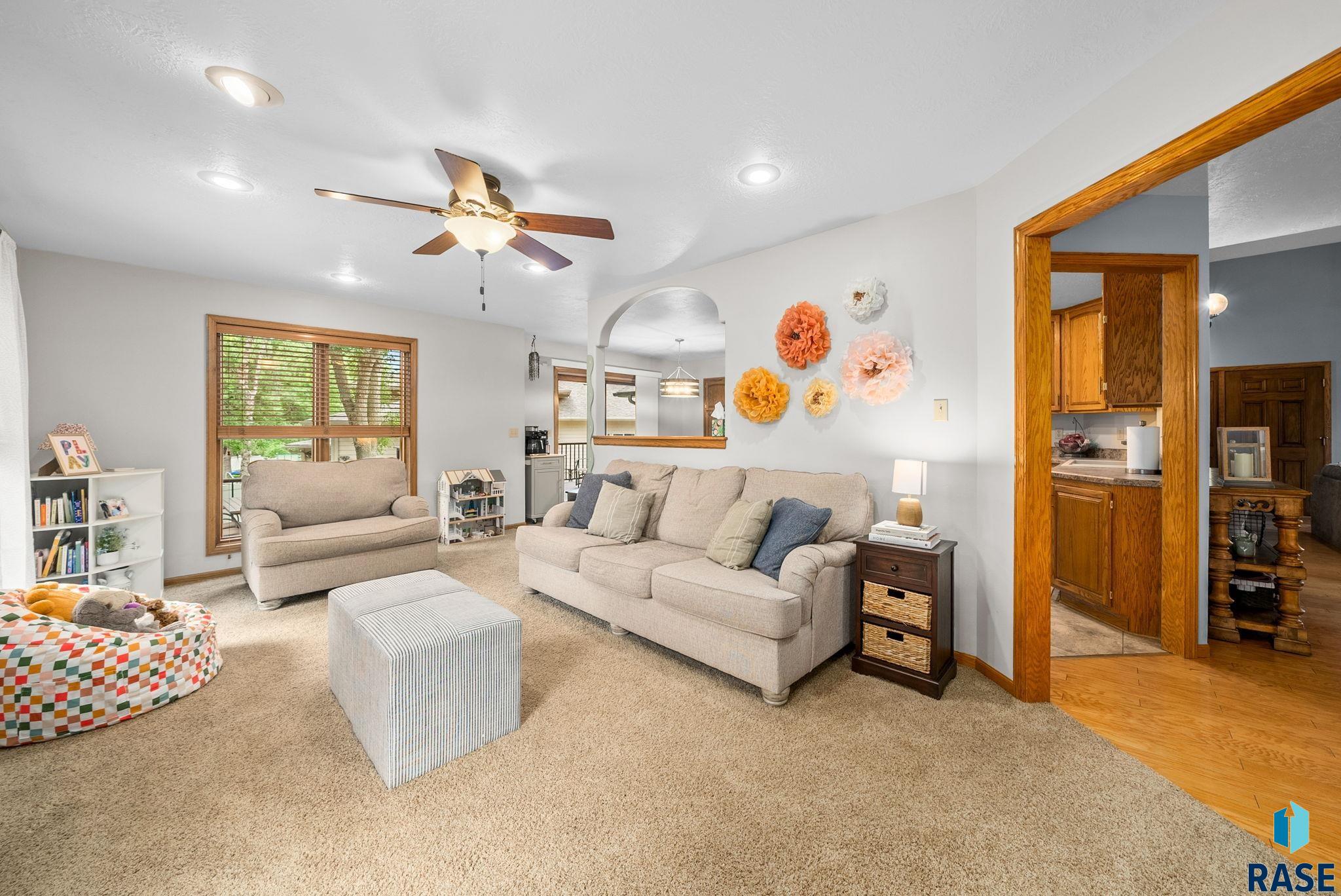 property viewer photo 12