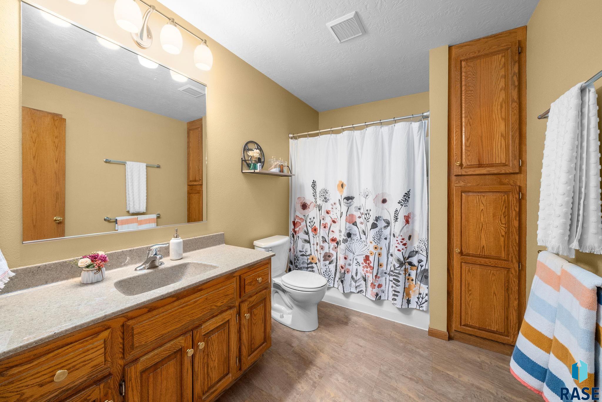 property viewer photo 21