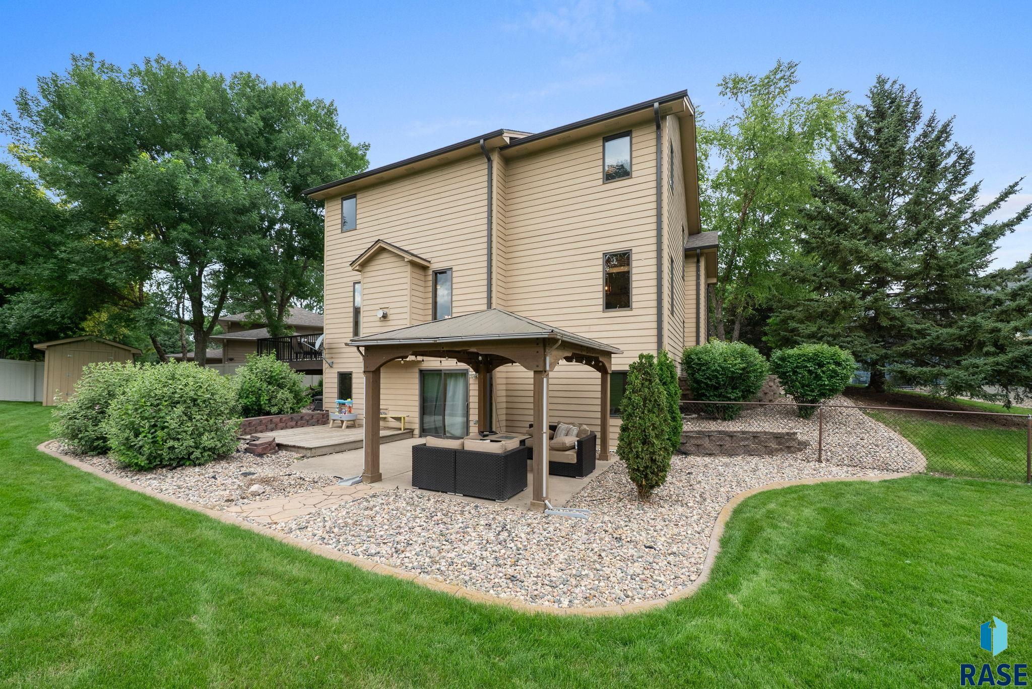property viewer photo 33